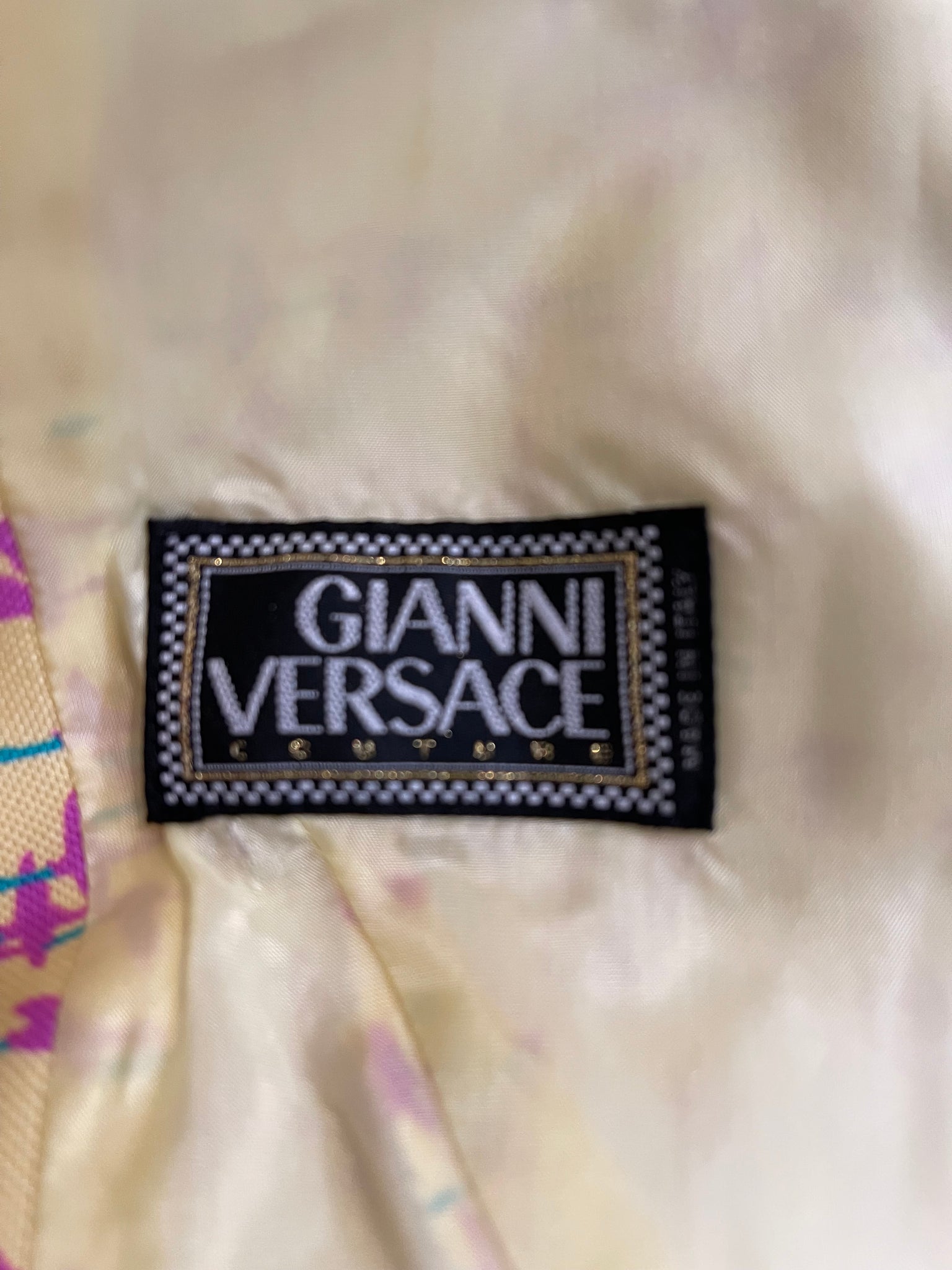 Gianni Versace 90s Yellow Geese Flying South Suit LABEL  6 of 6