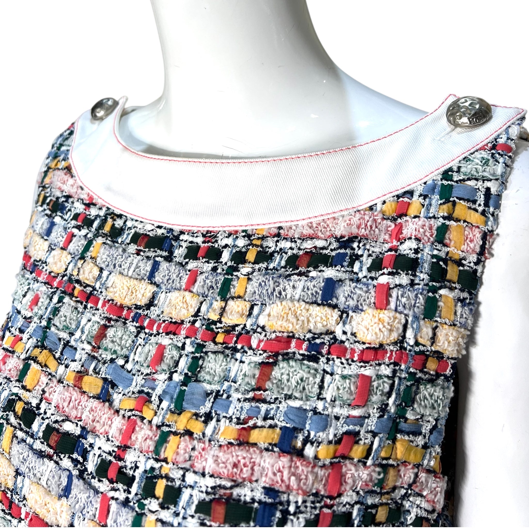 Chanel S/S 2015 Multicolored Boucle Tweed Fringed Hem Dress, detail