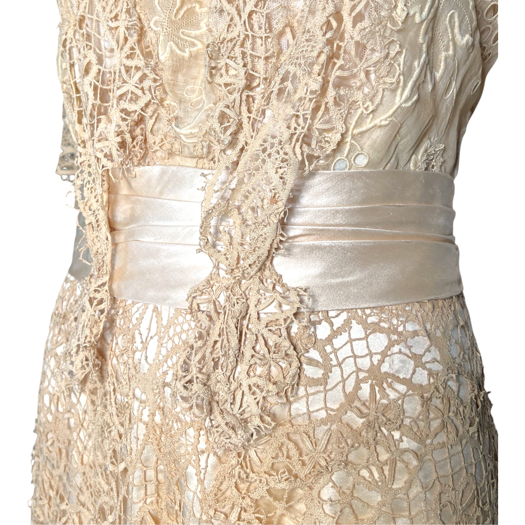 Edwardian Cream Hand Embroidered and Bobbin Lace Dress, detail