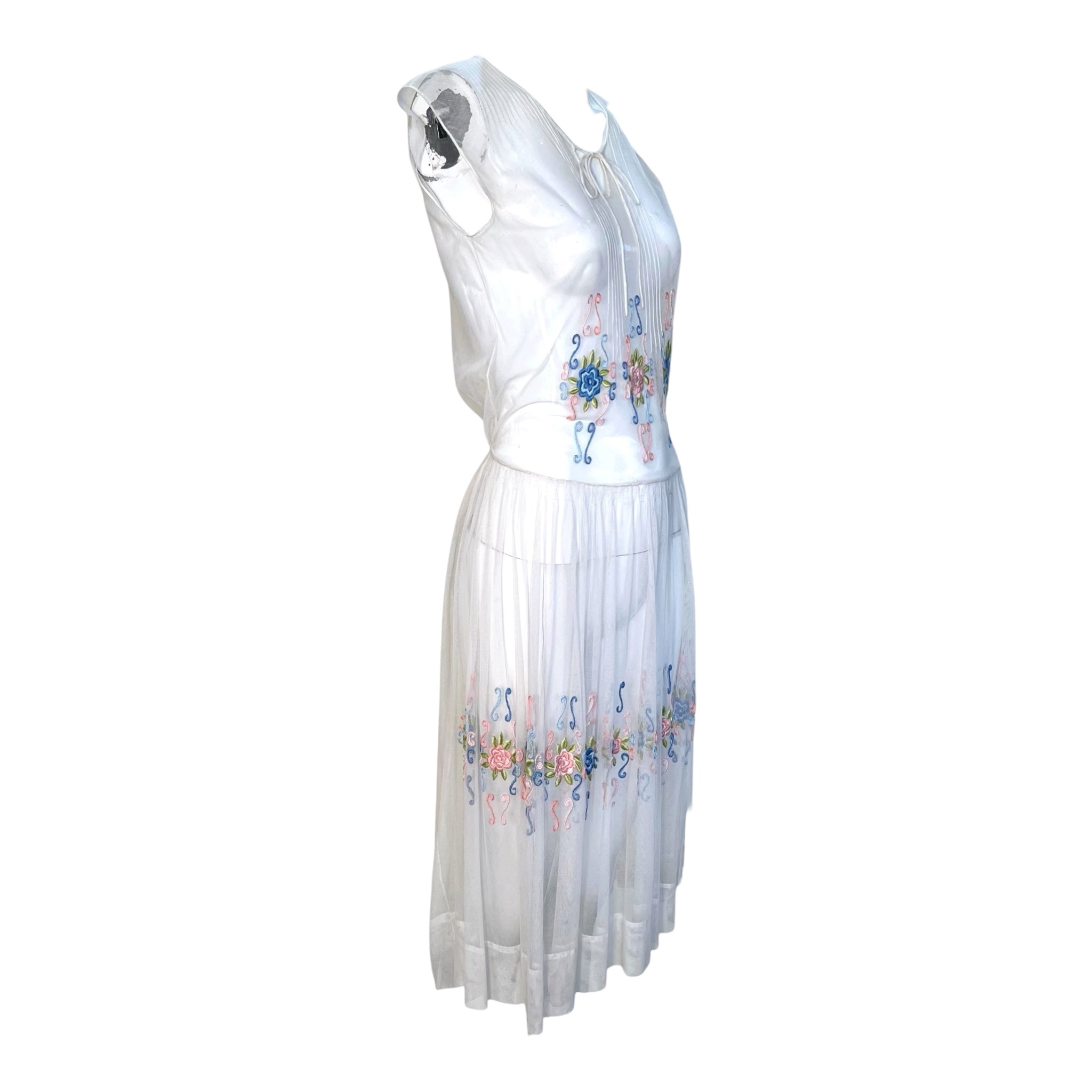 1920's Embroidered White Cotton Tulle Embroidered Tea Dress – THE WAY WE WORE