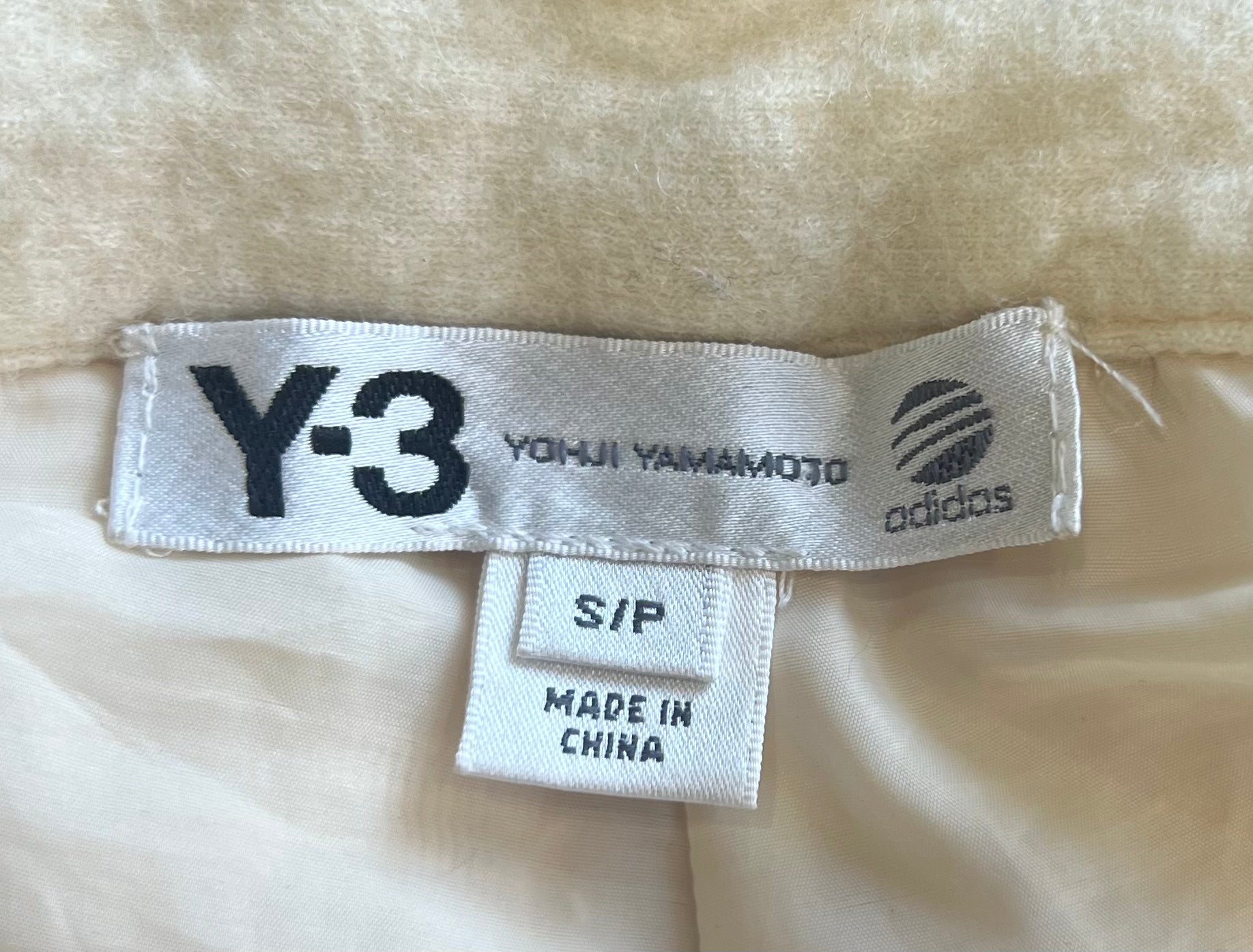 Y-3 Yohji Yamamoto x Adidas Cream Wool Fur Shorts LABEL PHOTO 3 OF 7