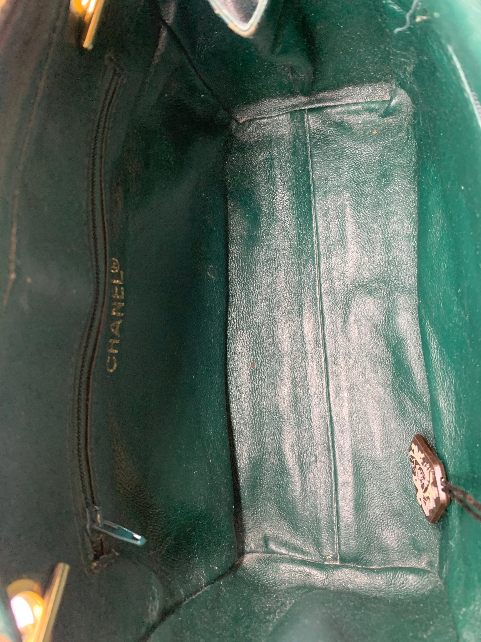 CHANEL 80s Green Crocodile Camera Shoulder Bag INTERIOR  7 of 9
