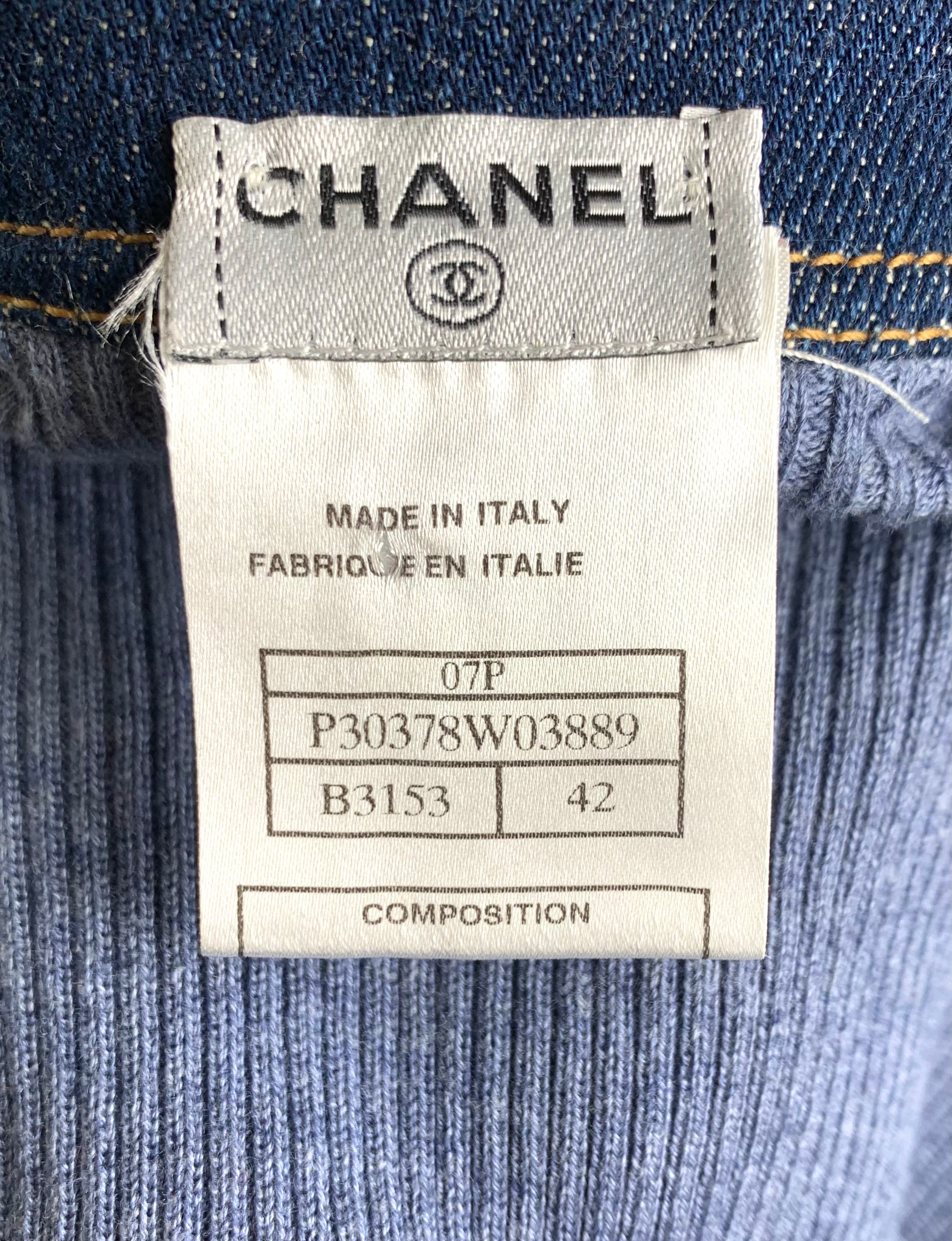 Chanel 2007 Ribbed Heather Blue Denim Trimmed Vest, label