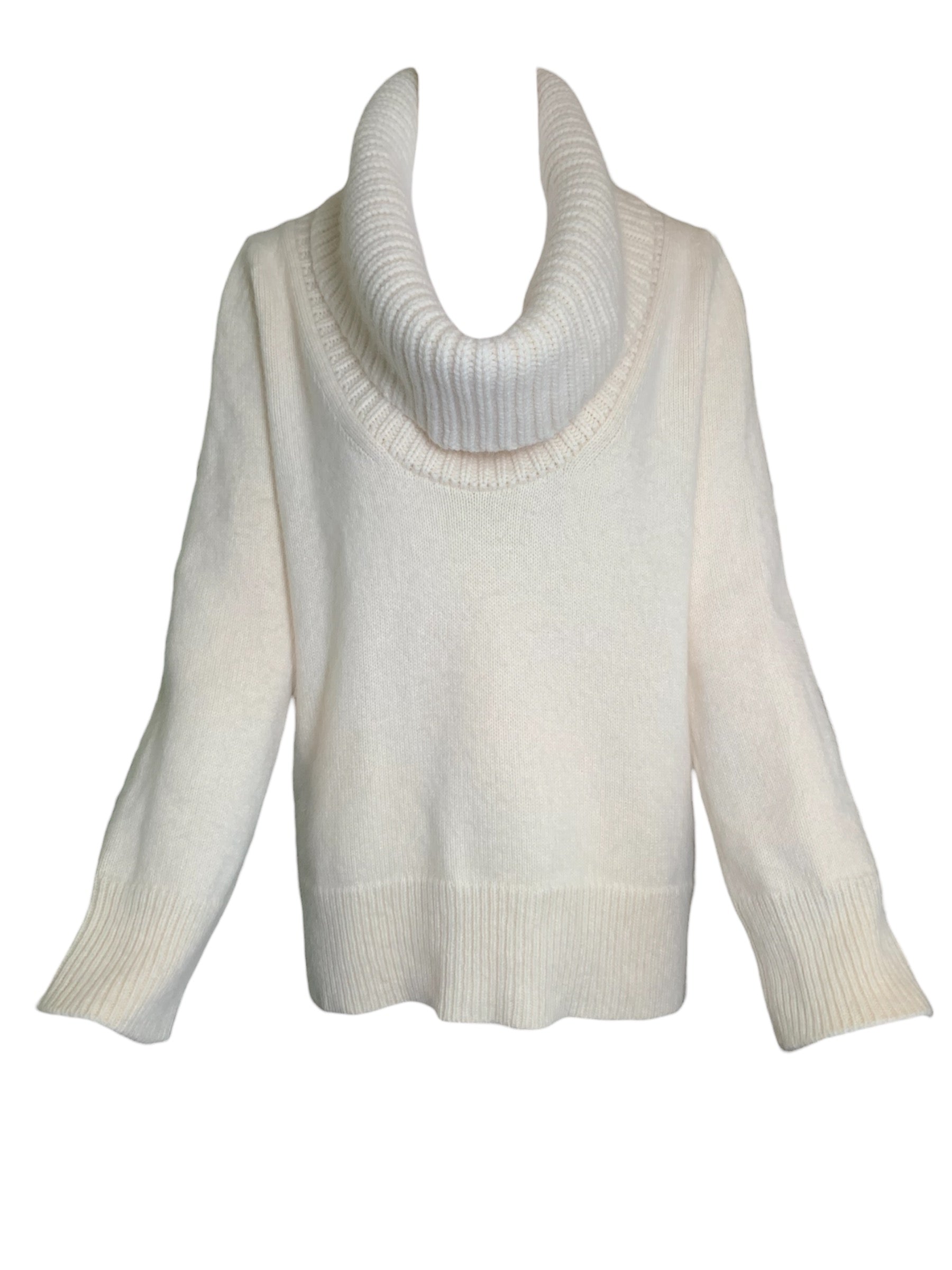 Alexander McQueen Cream Chunky Knit Turtle Neck Angora Wool Sweater FRONT UN-CUFFED 2/7