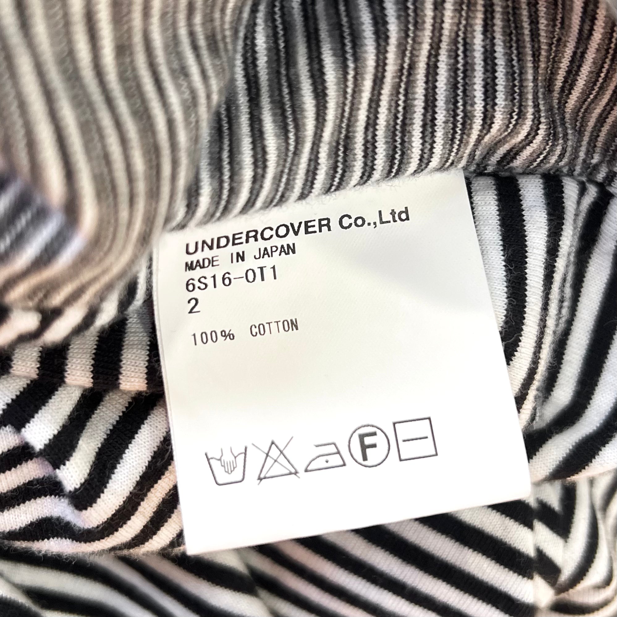 Undercover Co., Ltd Spring 2006 Runway Deconstructed Striped Black Tee Shirt, NWT, label