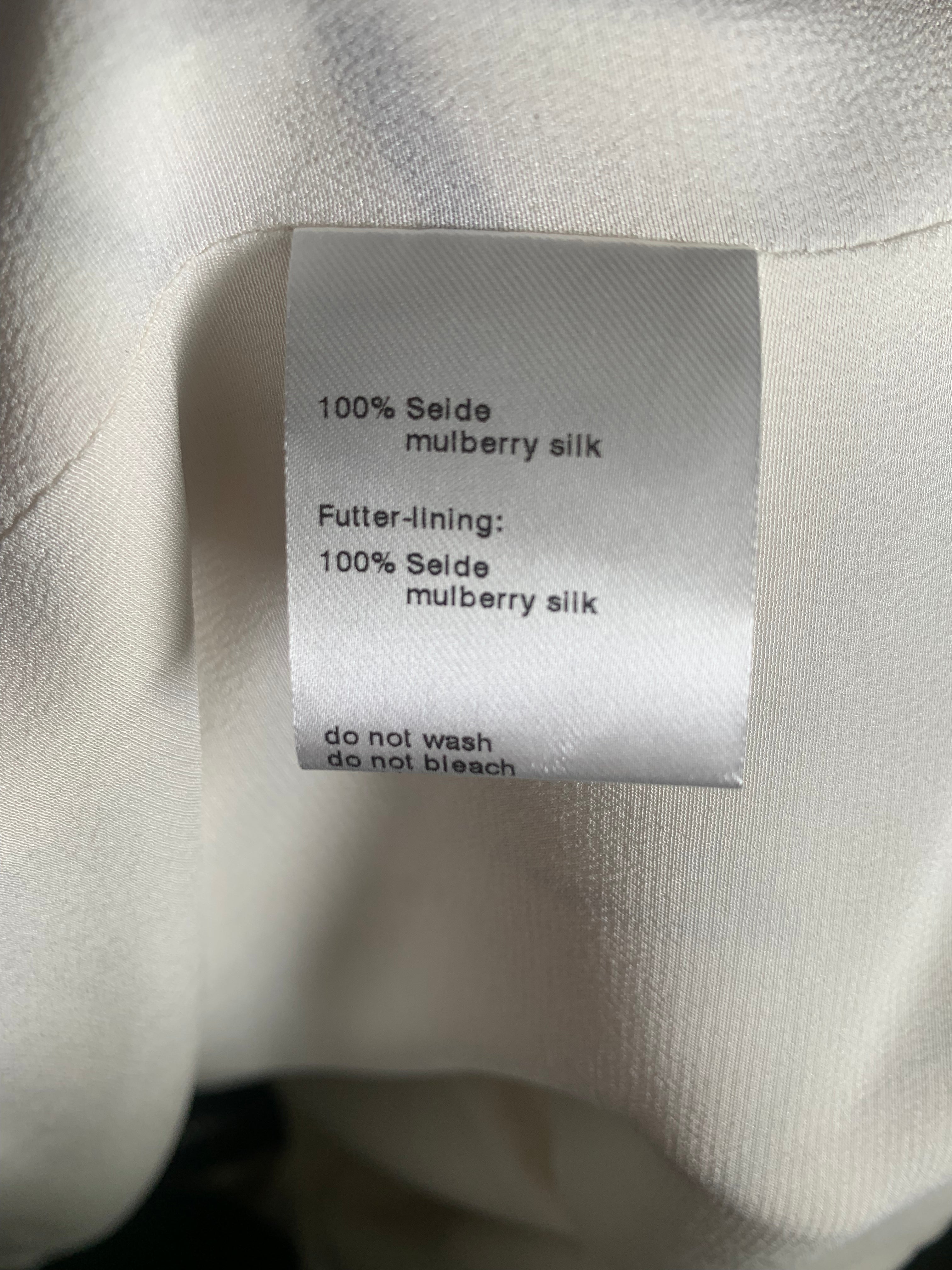 Akris Animated Faces White Suit Jacket CARE TAG 9 OF 10