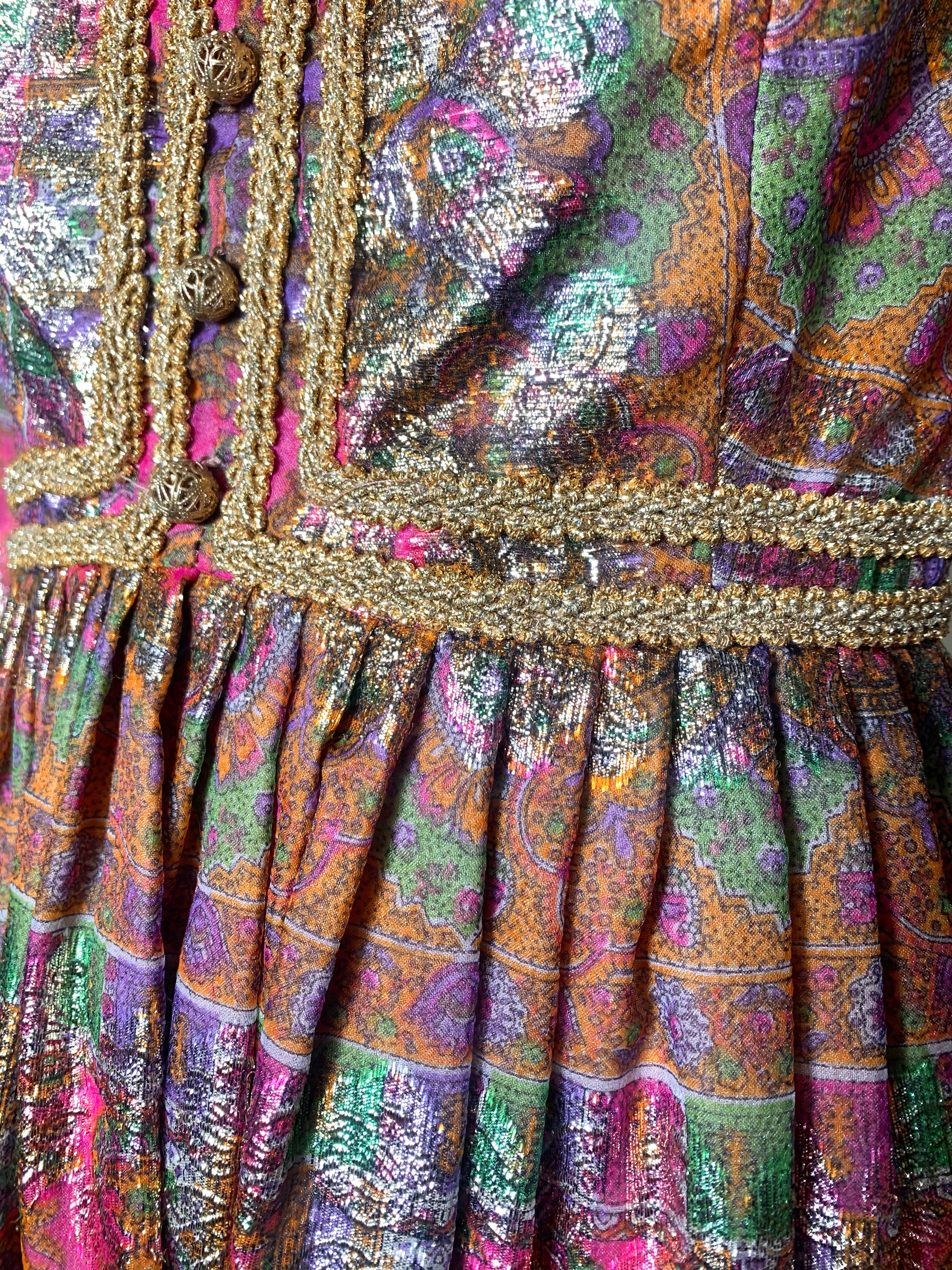 1960's Pink Paisley and Gold Jacquard Lamé Cocktail Dress, detail