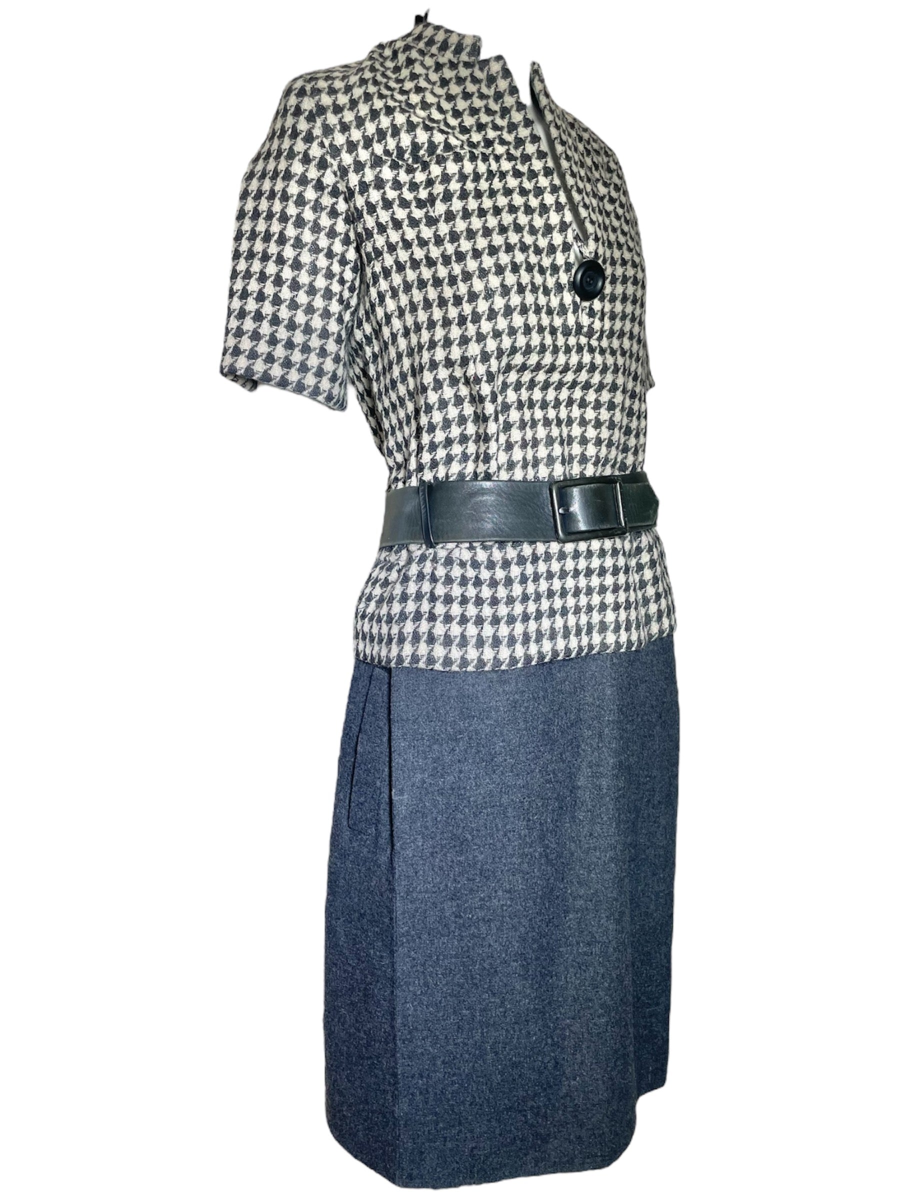 Christian Dior by Marc Bohan S/S 1962 Haute Couture Houndstooth Wool Dress with Belt PROFILE PHOTO 4 OF 8