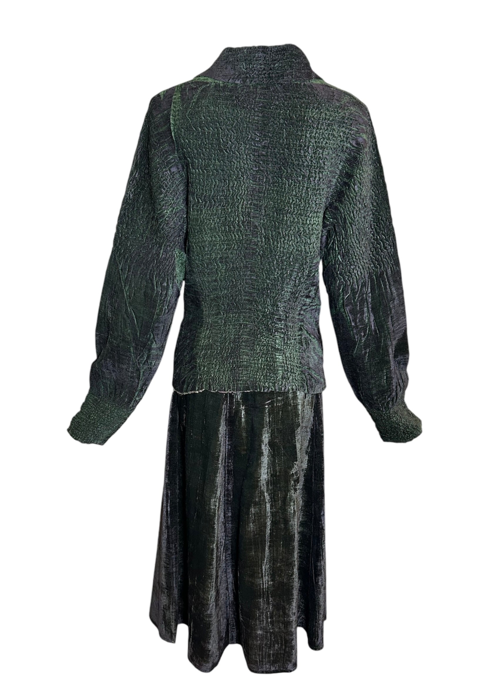 Yoshiki Hisinuma Velvet Green Textured Avant-Garde Ensemble BACK PHOTO ENSEMBLE 4 OF 7