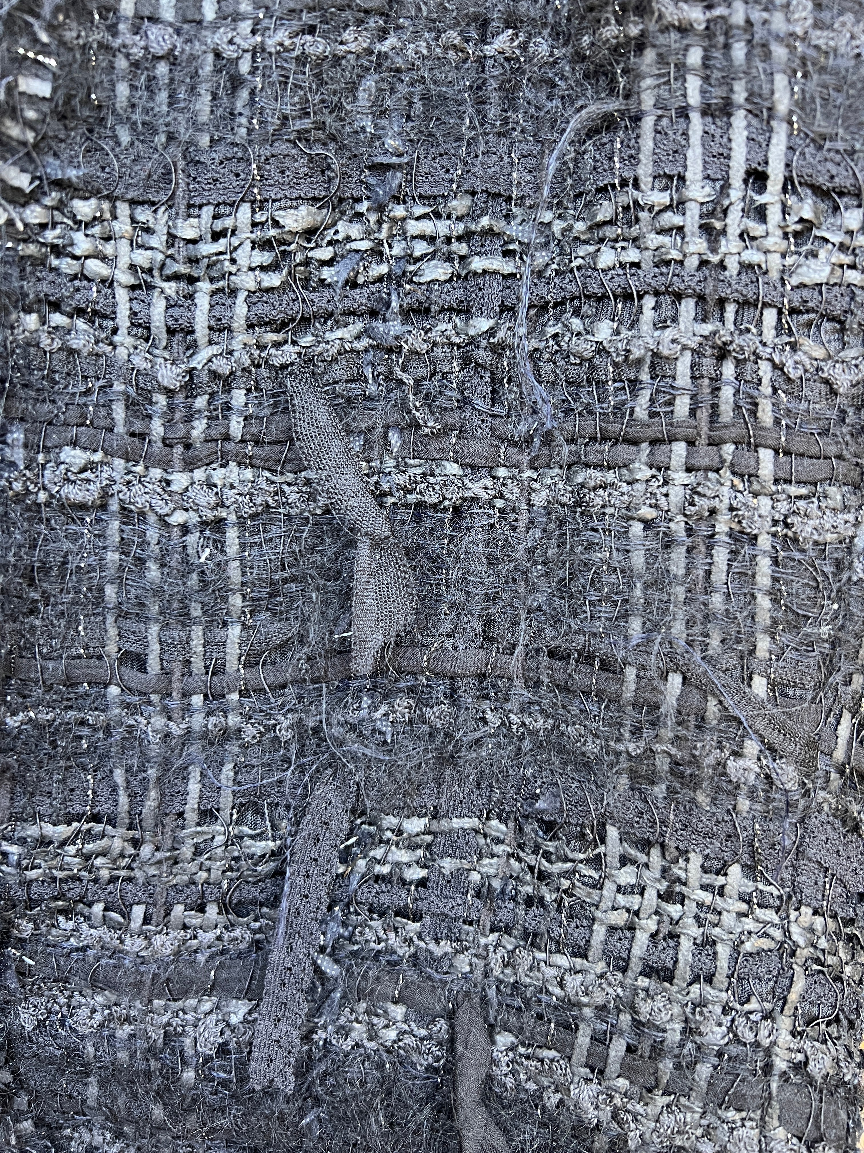 Chanel F/W 2005 Black Lightweight Metallic Tweed Cropped Jacket, tweed detail