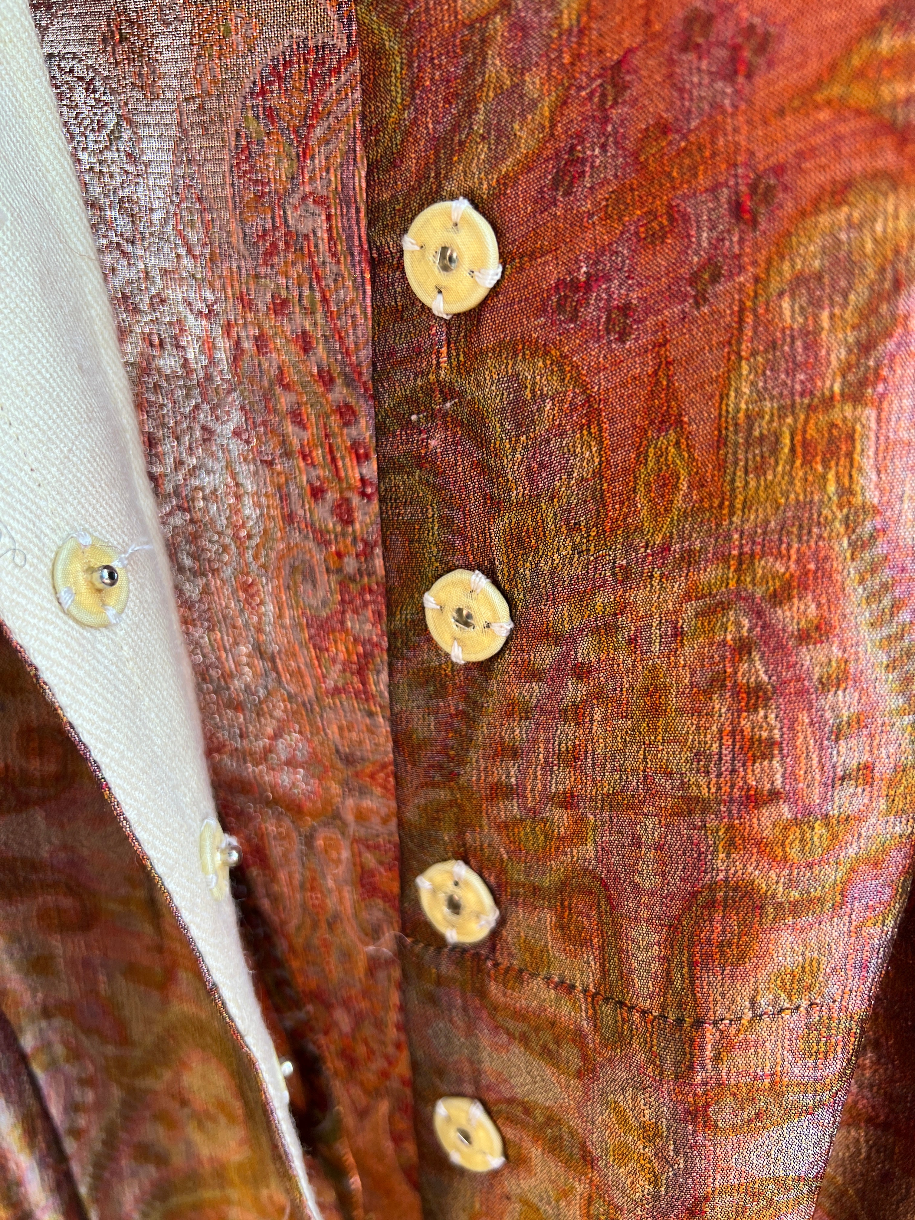 Yohji Yahmamoto F/W 2000 Copper Paisley Silk Brocade Jacket, snaps 2