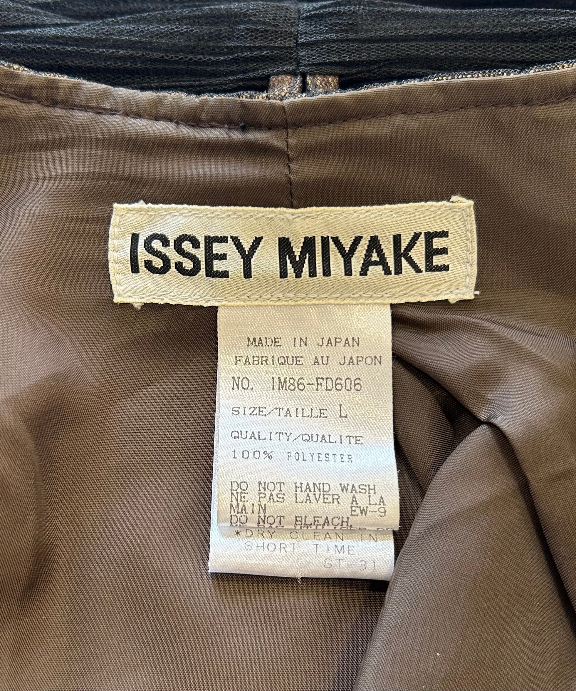 Issey Miyake Micro-Pleated Black & Brown Jacket/Skirt Ensemble LABEL PHOTO 8 OF 9