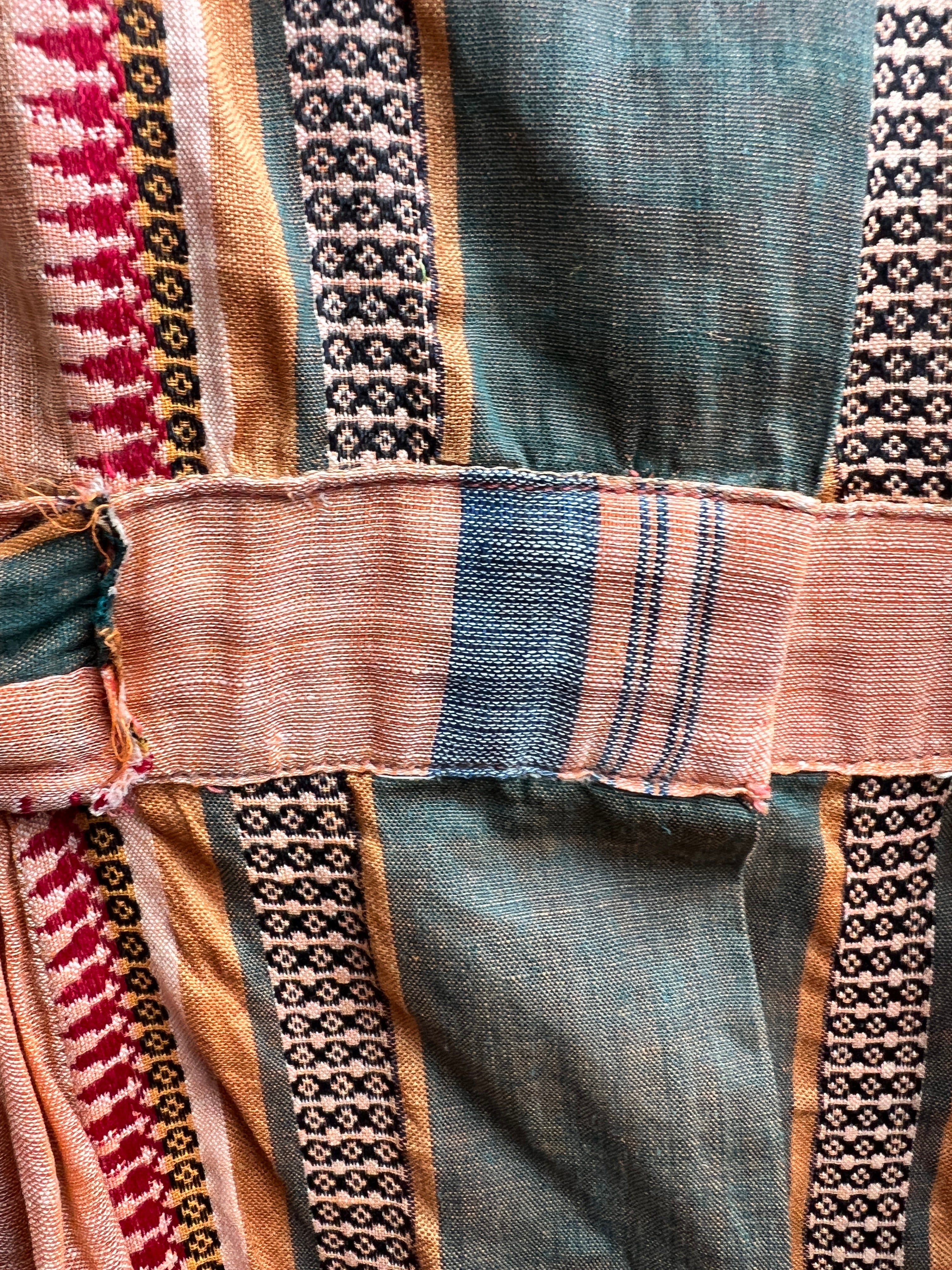 detail og plaid and weave