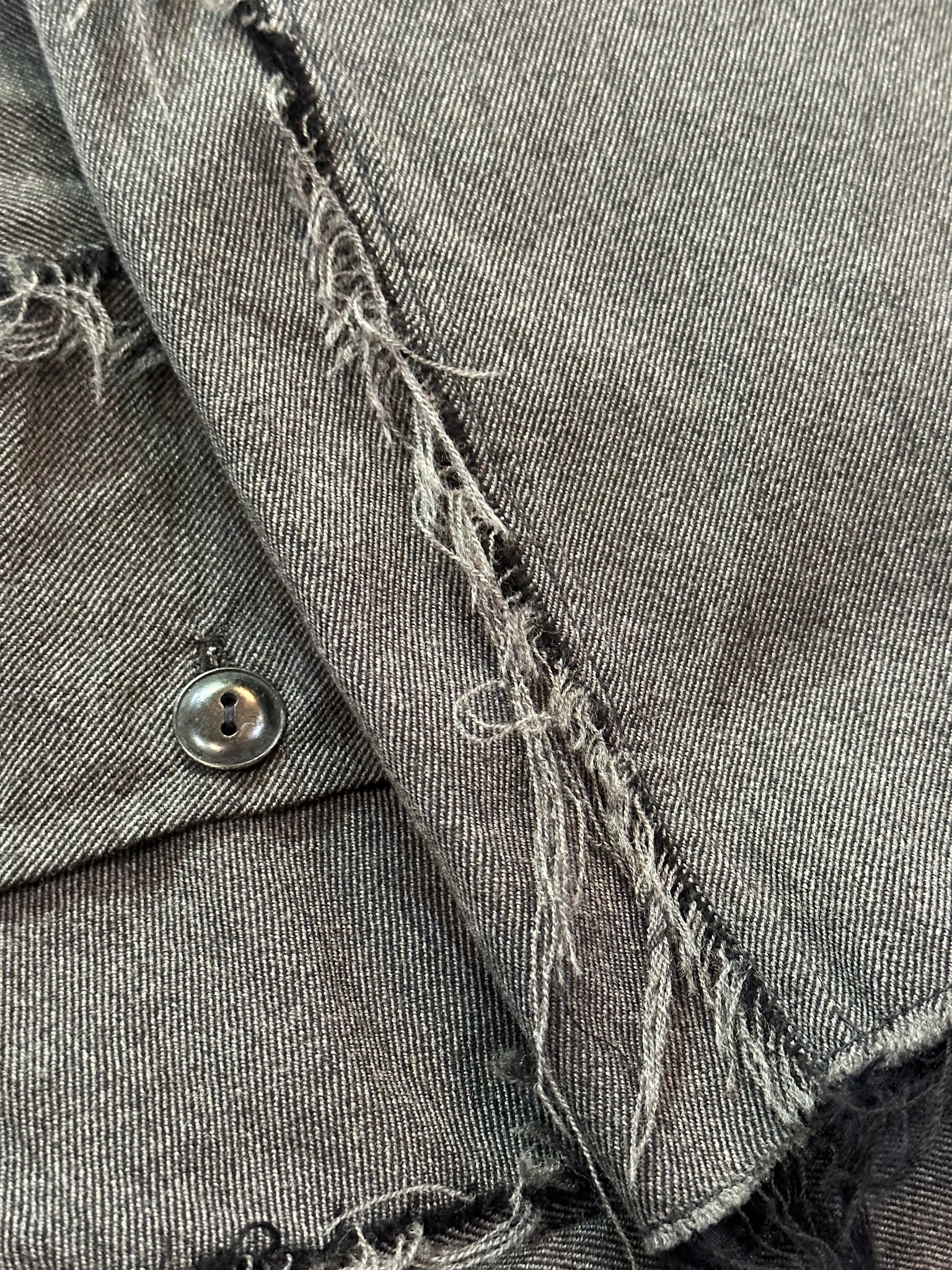 Gary Graham 2000s Deconstructed Grey Twill  Cutaway Jacket DETAIL 4 of 6