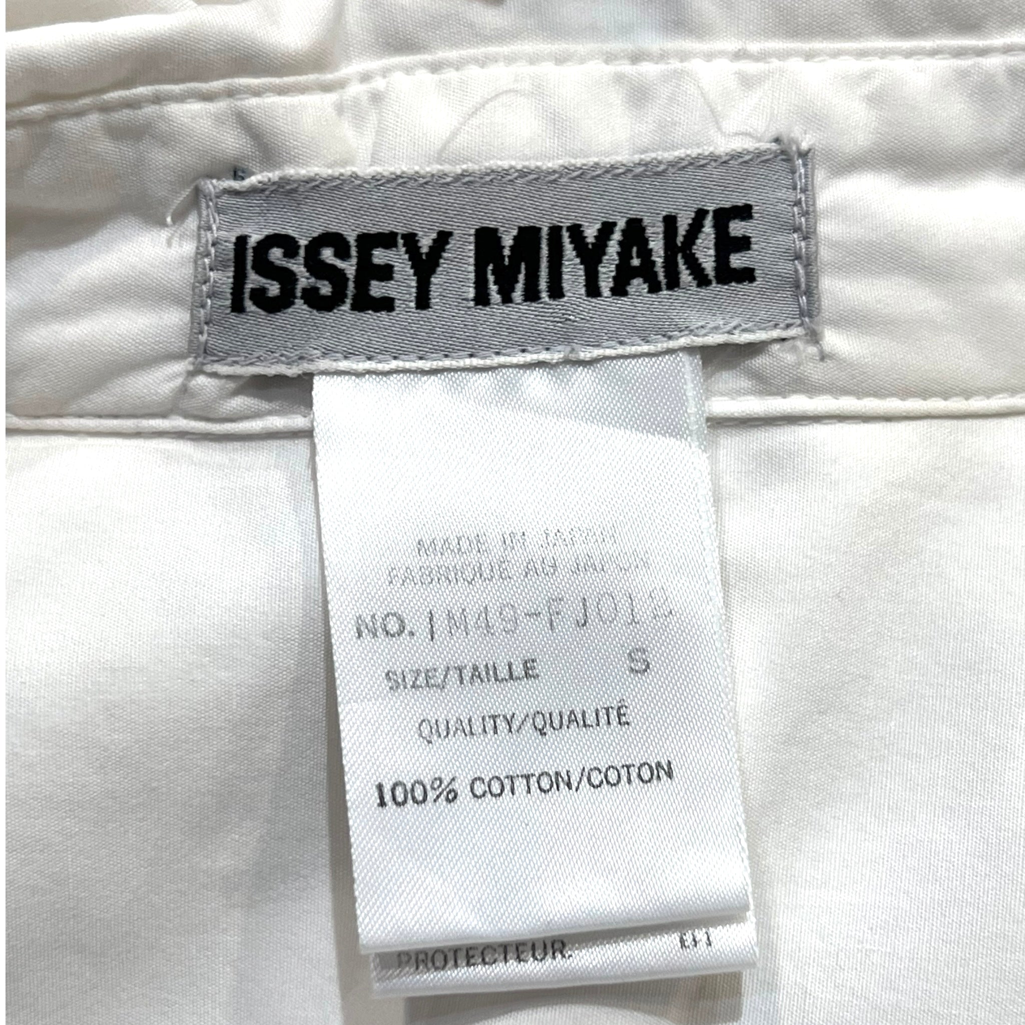 Issey Miyake 1990s Archival White Shirt Tie Dress, label