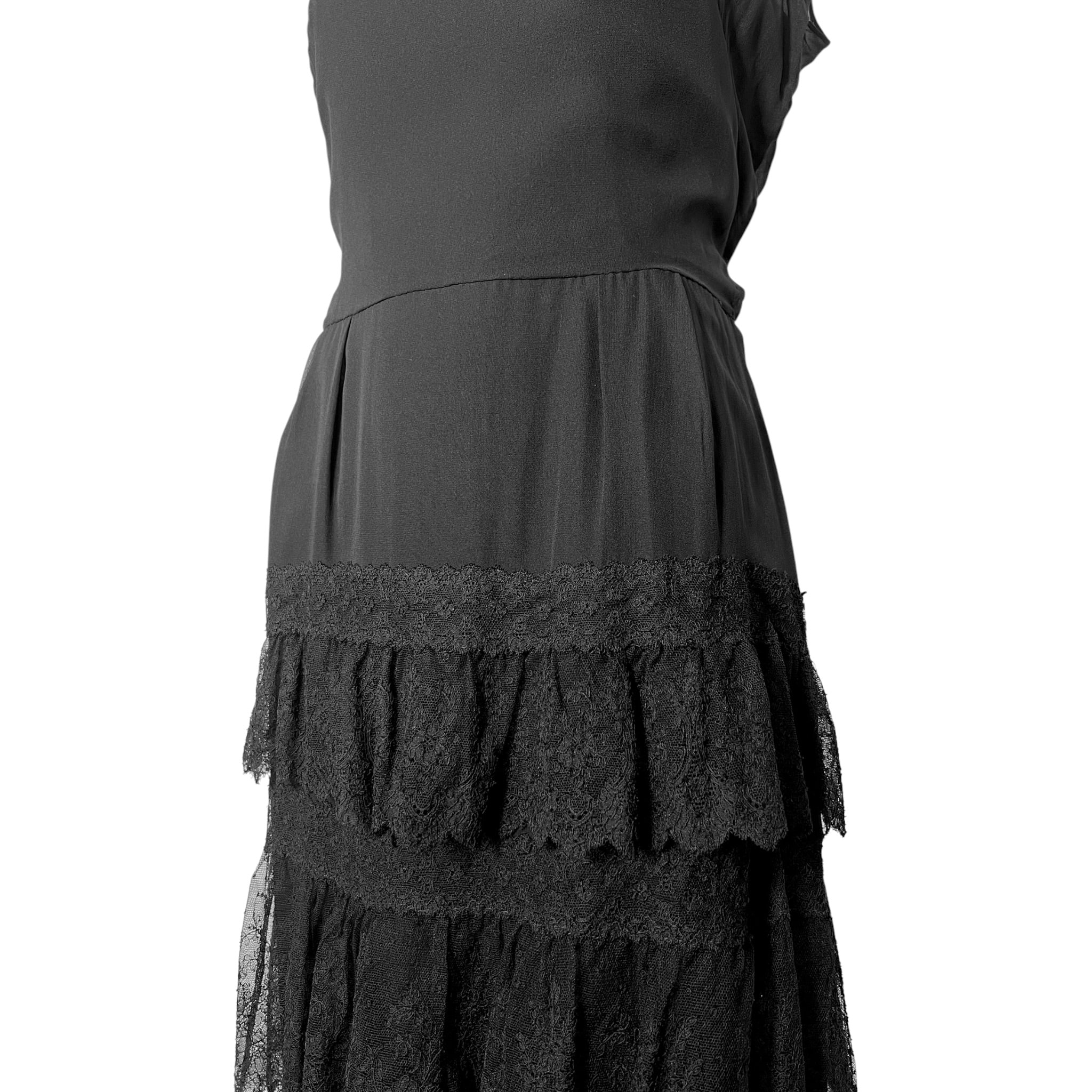 Mainbocher Couture Late 1950's Black Silk Tiered Lace Evening Dress, waist detail