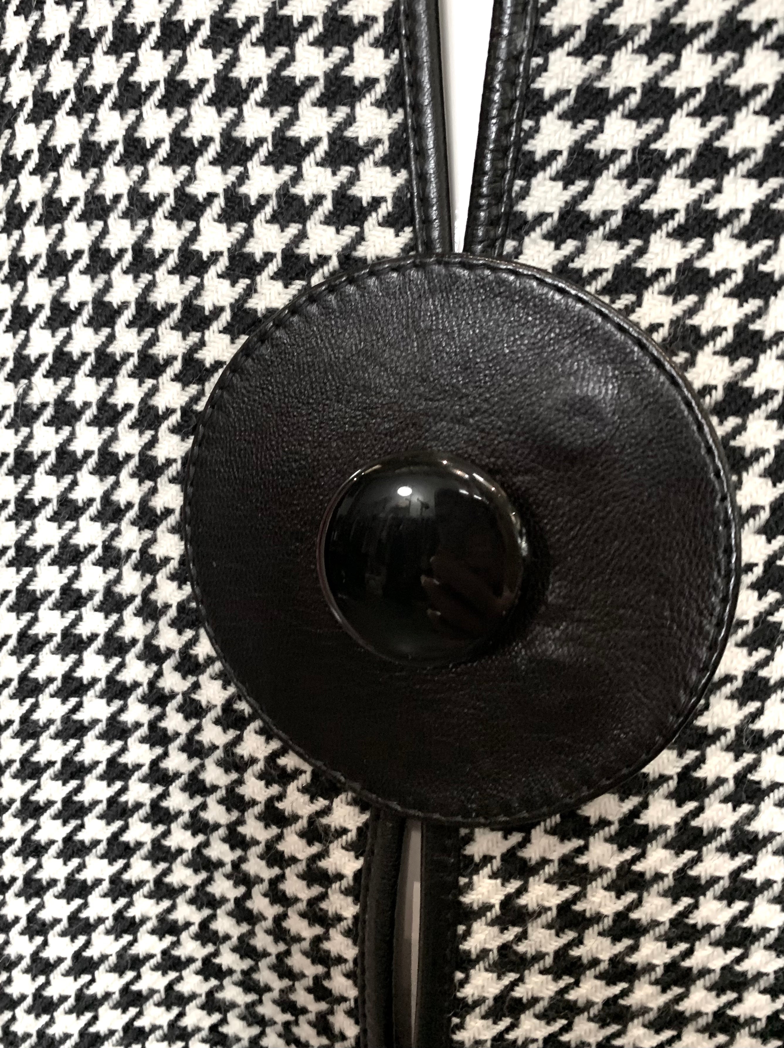 Pierre Cardin 1980s Houndstooth Coat CLOSURE DETAIL 5/6