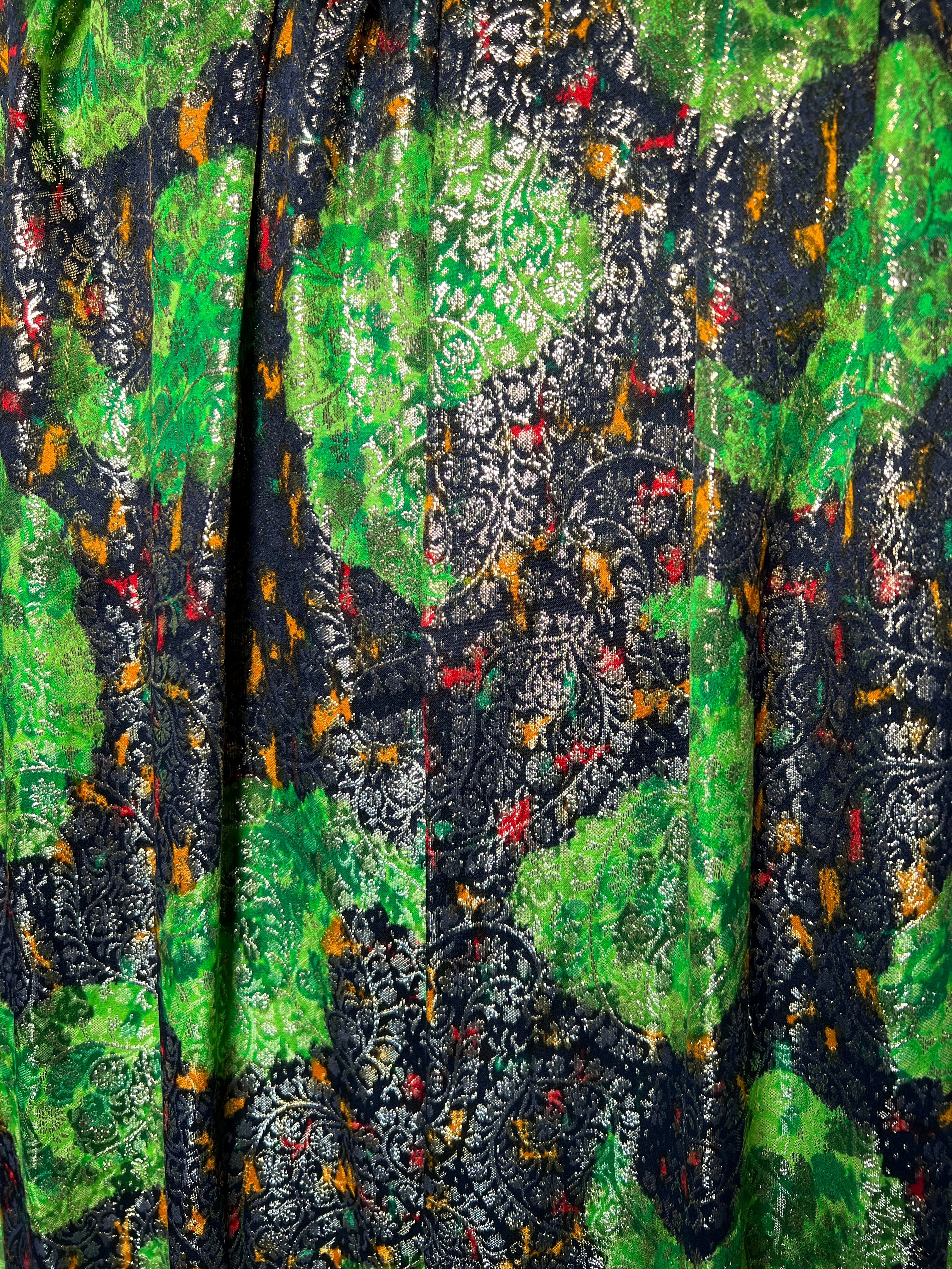 Galanos 1980's Acid Green Lamé Silk Jacquard Paisley Blouson Skirt Ensemble, fabric close up
