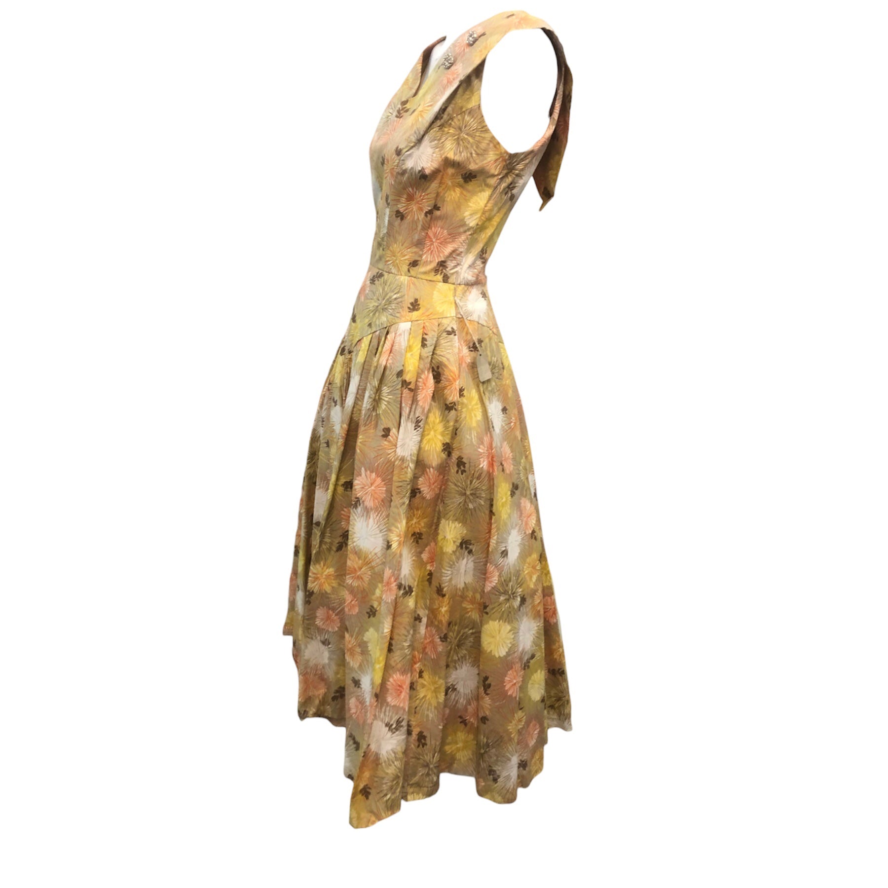 Har Gee of Florida 1950's Yellow Cotton Dress with Exploding Dandelion Print  SIDE 2 of 5