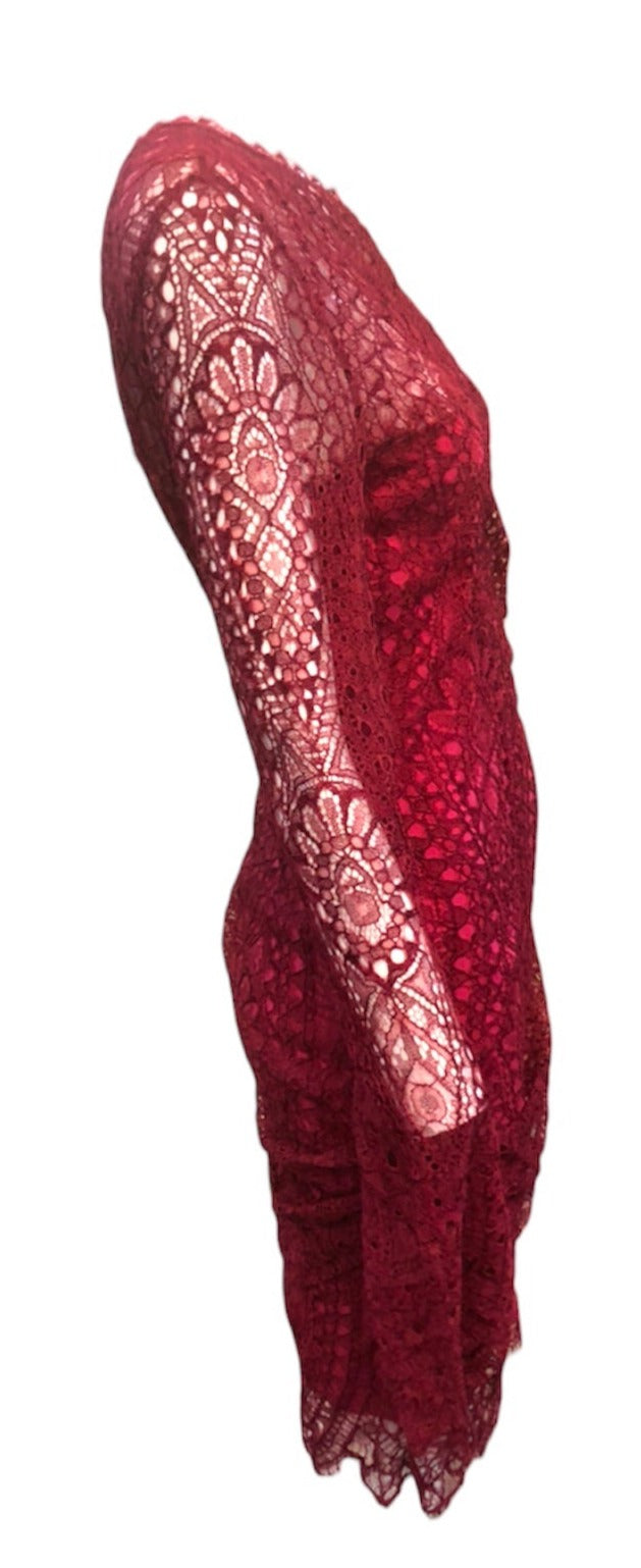 Minivestido de encaje asimtrico rojo frambuesa de Emilio Pucci de los THE WAY WE WORE Minivestido de encaje asimtrico rojo frambuesa de Emilio Pucci de los THE WAY WE WORE