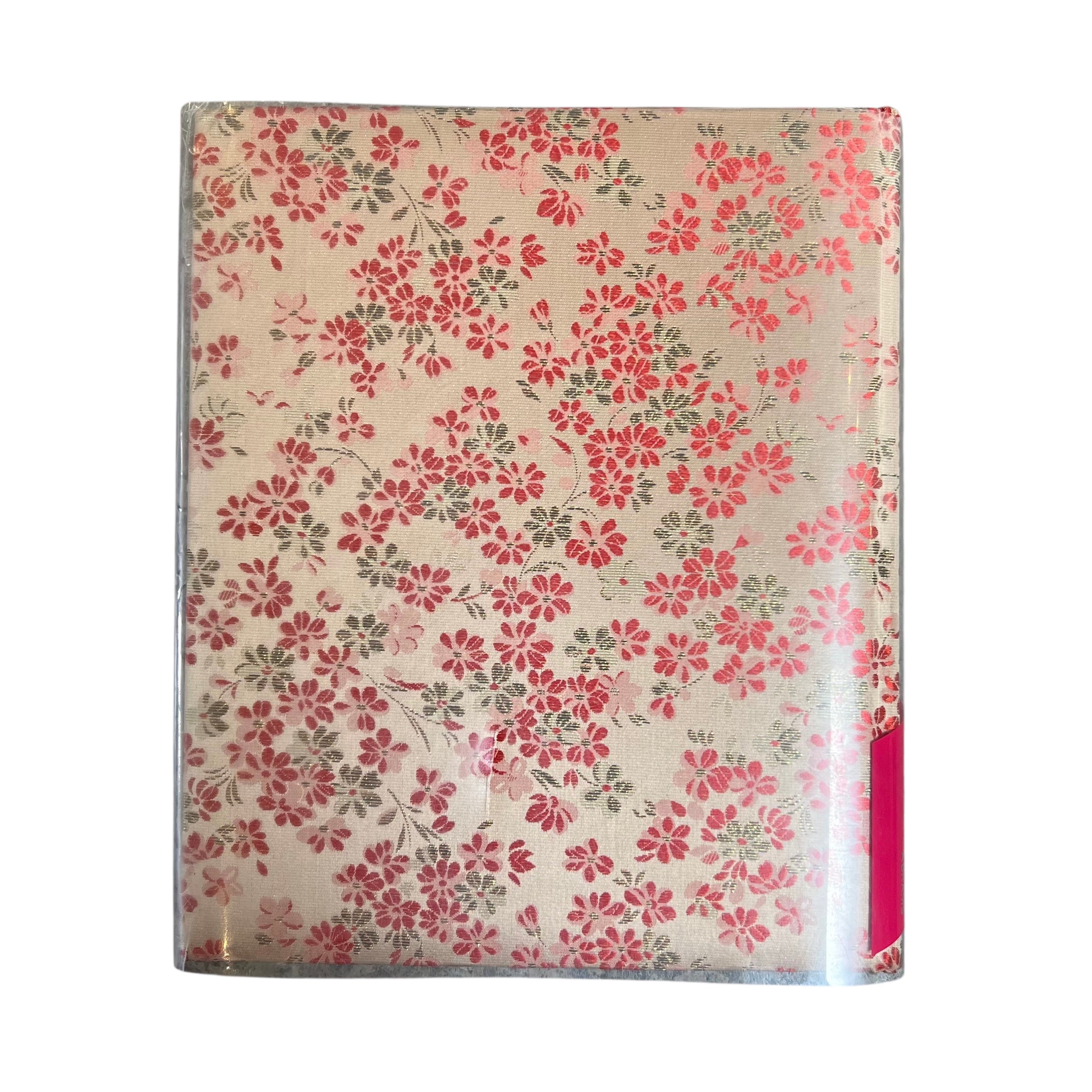 Hollywood Costume: Glamour! Glitter! Romance! by Dale McConathy, back