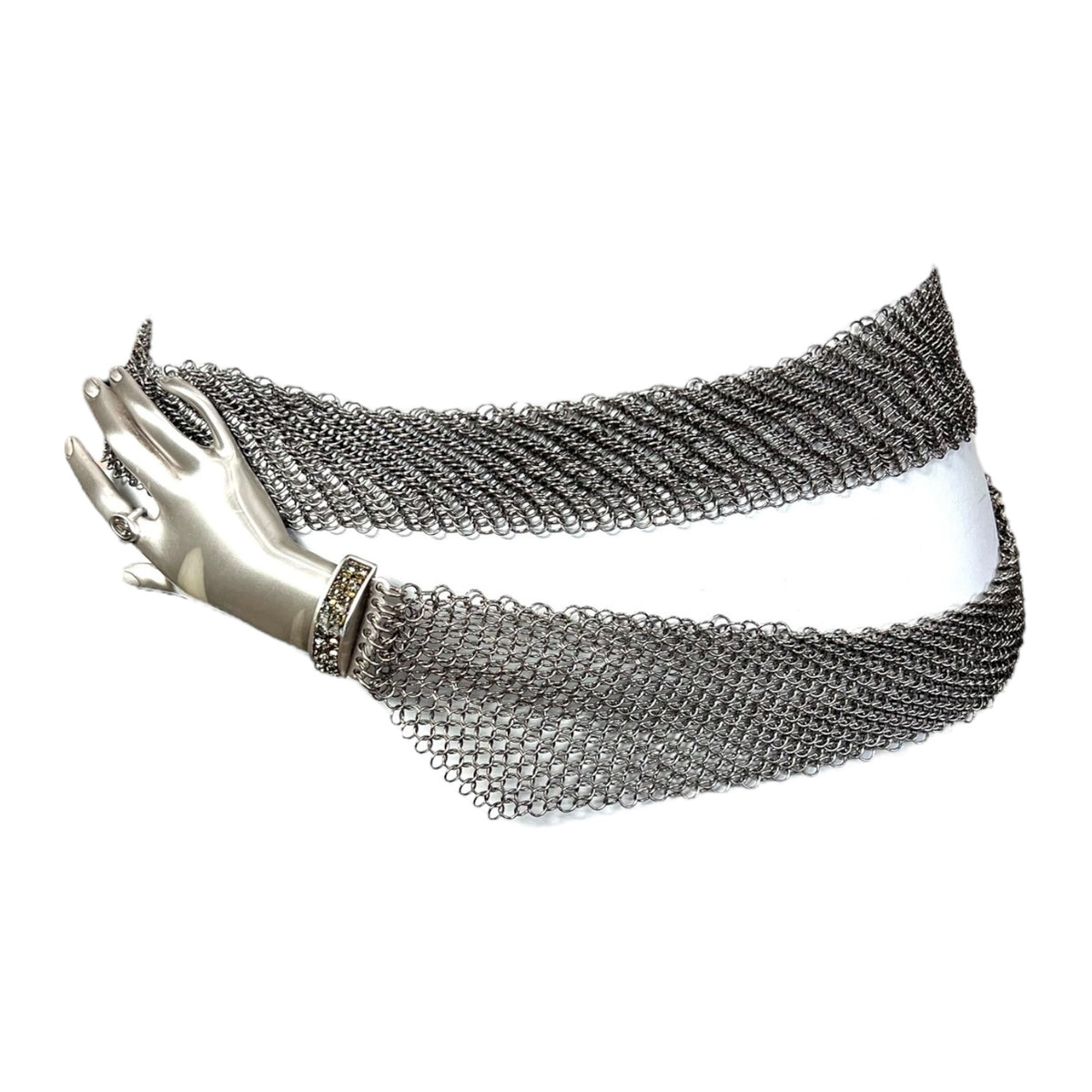 Ferrara Hand Buckle Pewter Ring Mesh Belt – THE WAY WE WORE