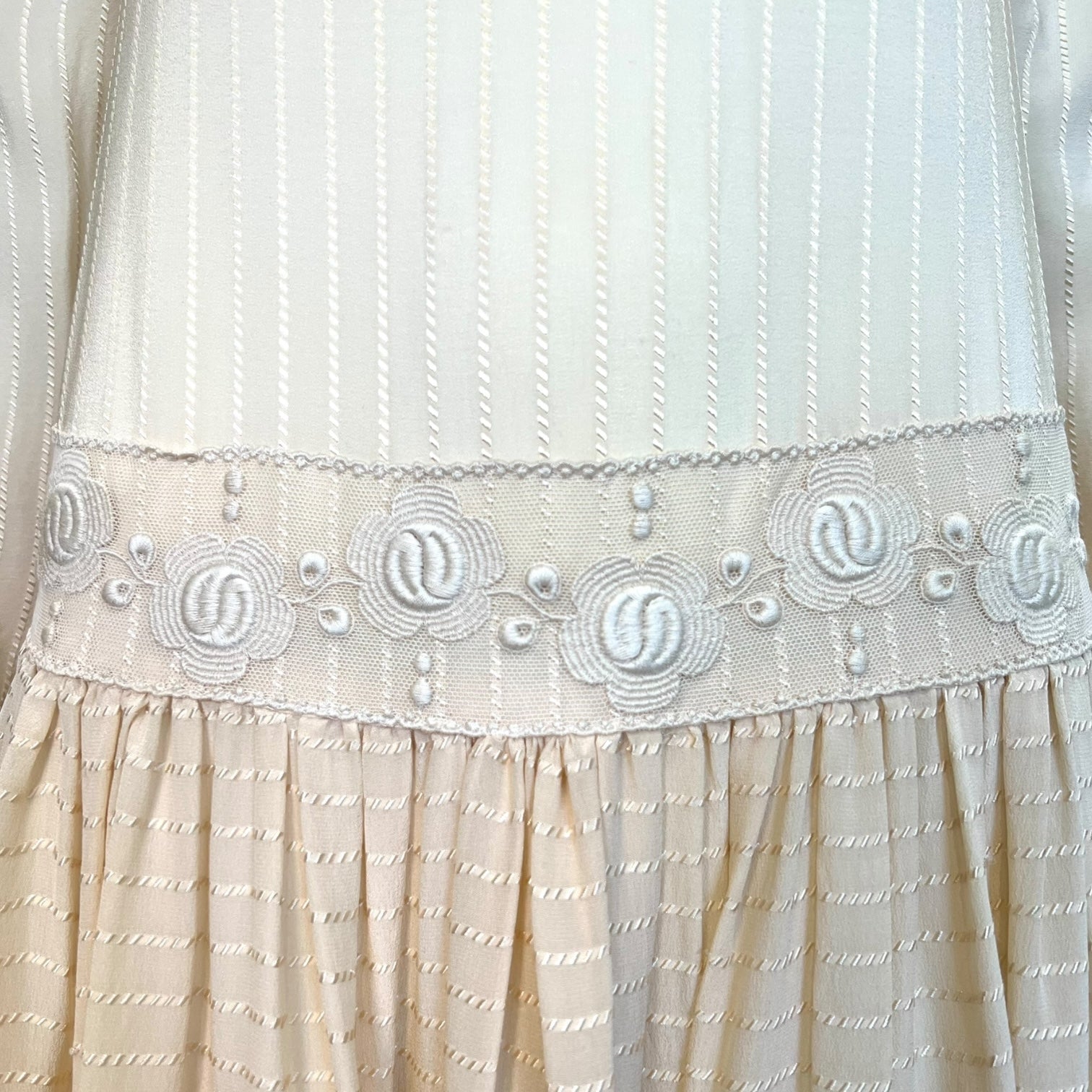 Chloé by Karl Lagerfeld 1970's Ecru Silk 1920's Inspired Drop Waist Dress, hip