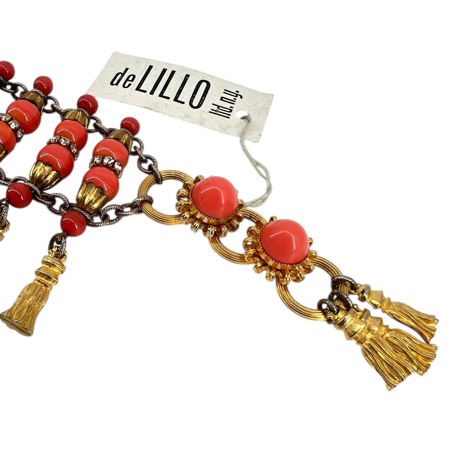 William de Lillo 1970s Coral Beaded Collar Necklace, close up 2