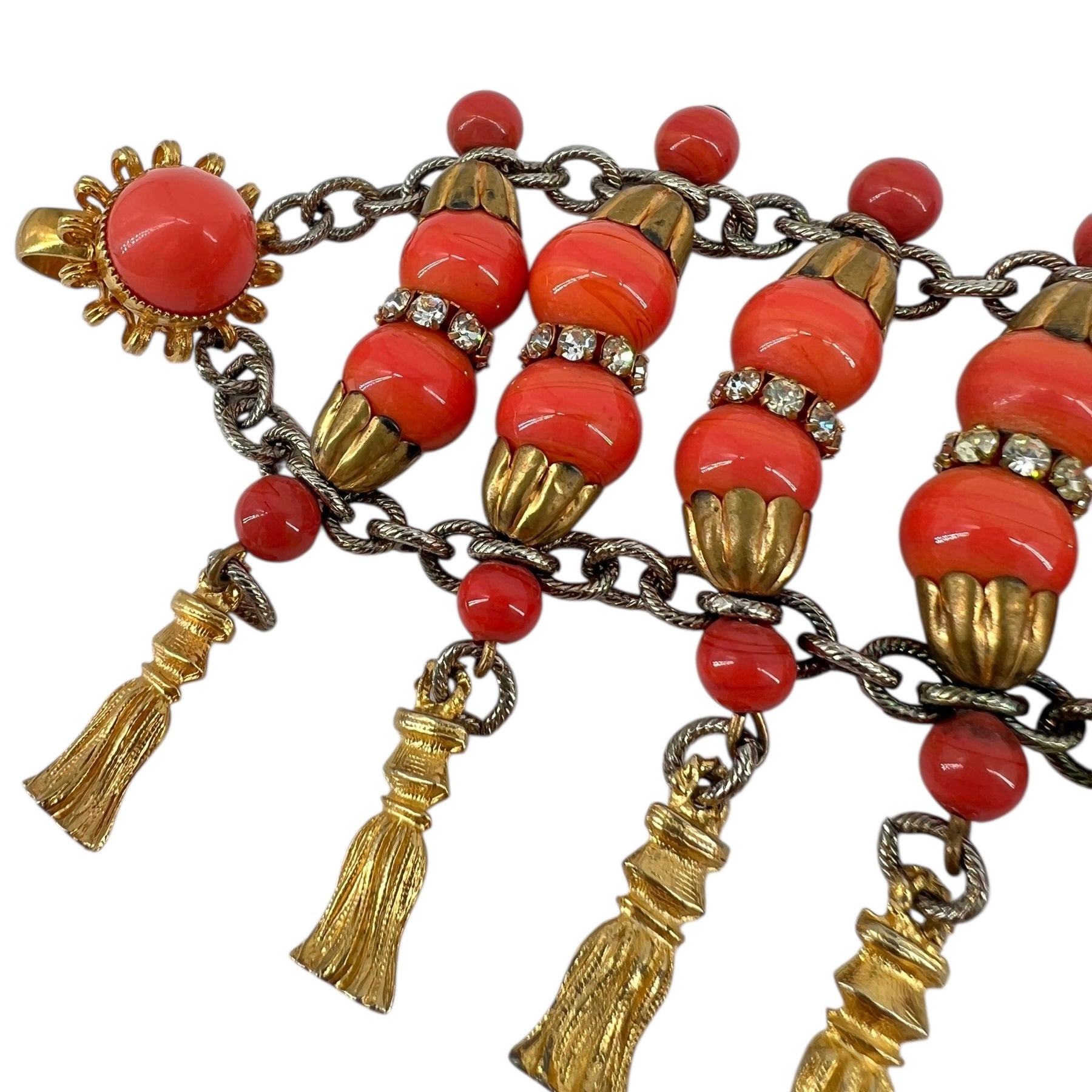 William de Lillo 1970s Coral Beaded Collar Necklace, close up