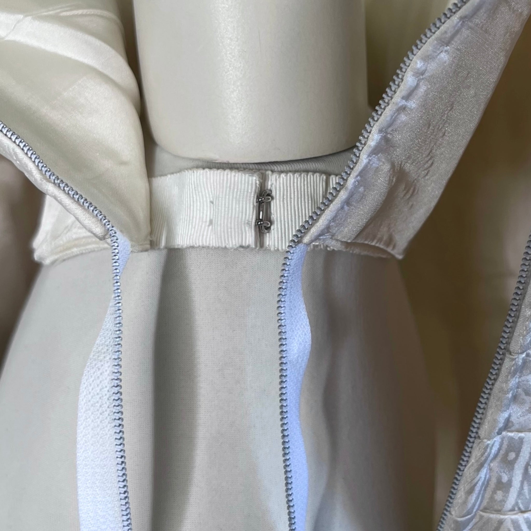 Lanvin 1980's Ivory Pleated Silk Jacquard Strapless Mini Dress, petersham