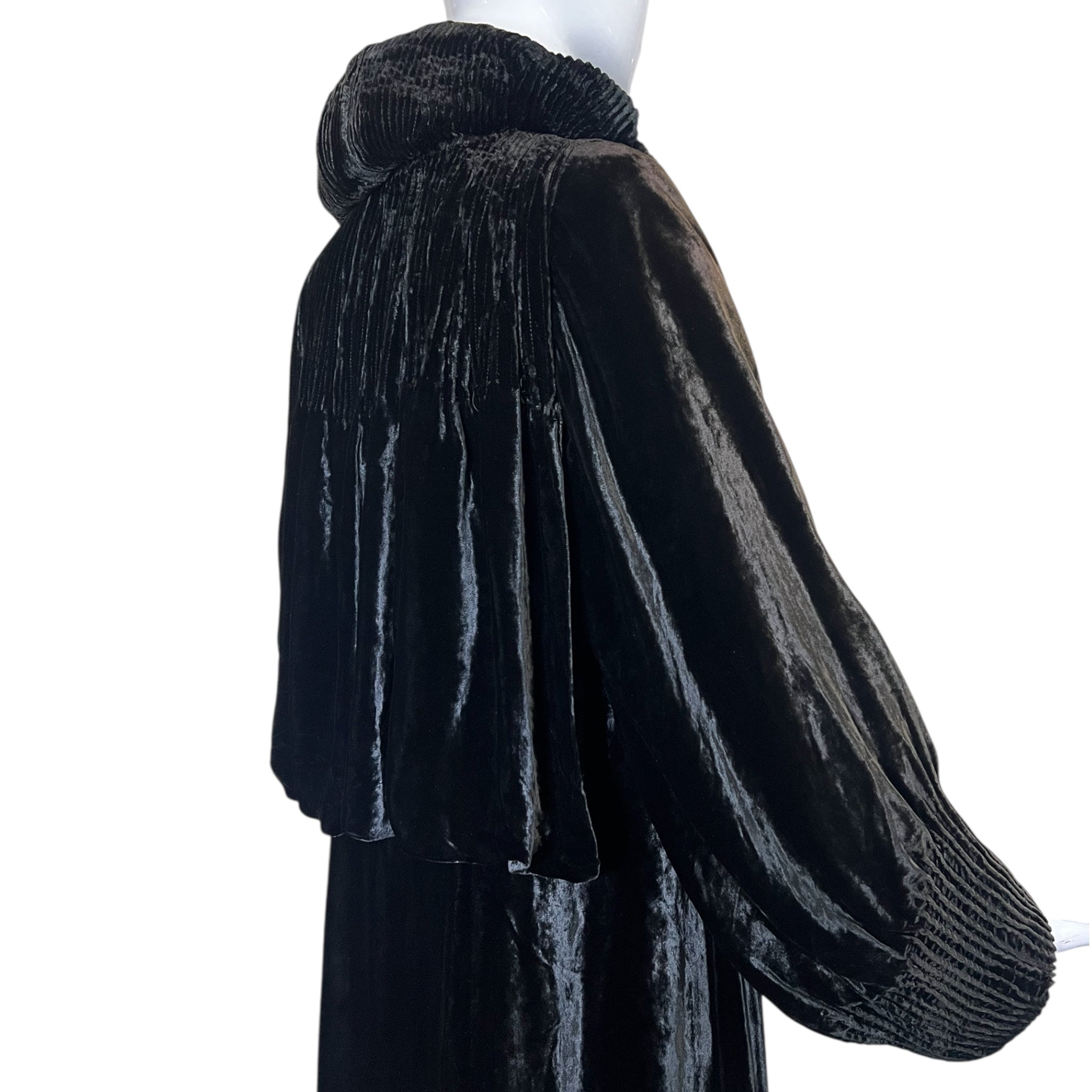 1920's Black Silk Velvet Opera Coat, top back side