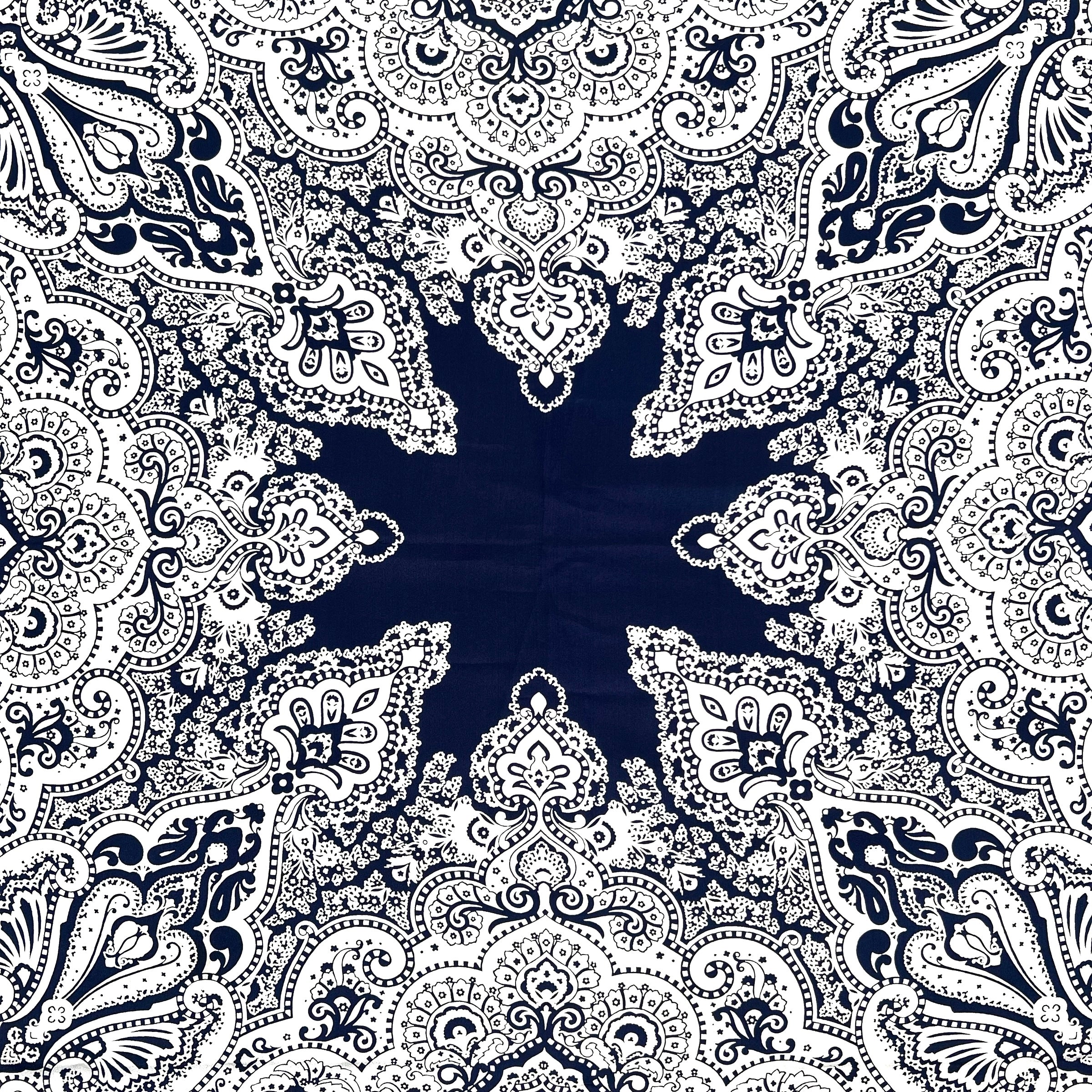 Gucci by Tom Ford Cruise 2004 Paisley Navy Blue and Ivory Large Silk Pareo Scarf, center