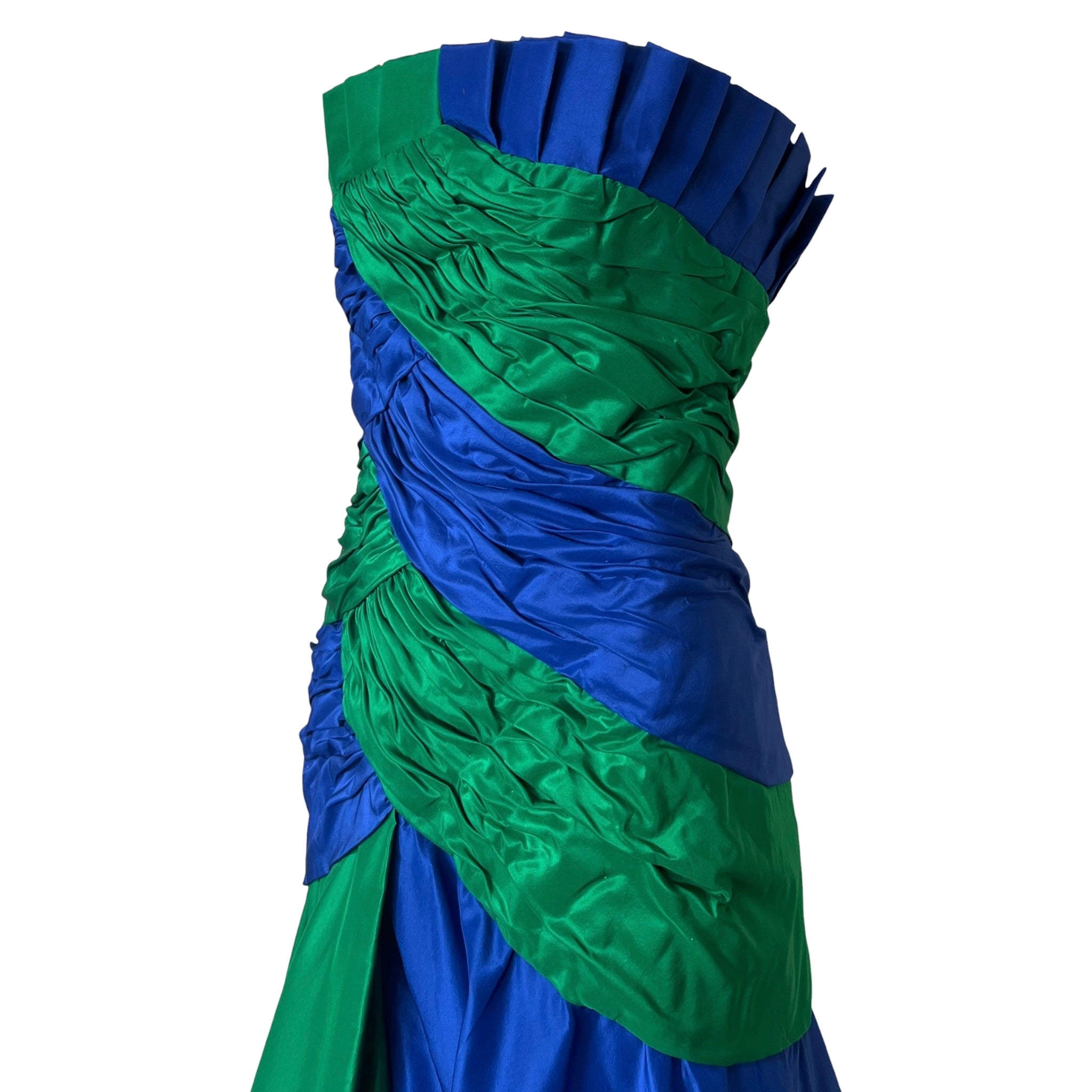 Scaasi 1987 Blue and Green Taffeta Strapless Gown with Stole, bodice