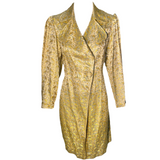 Motif perroquet en brocart de manteau en soie dorée des années 1930 