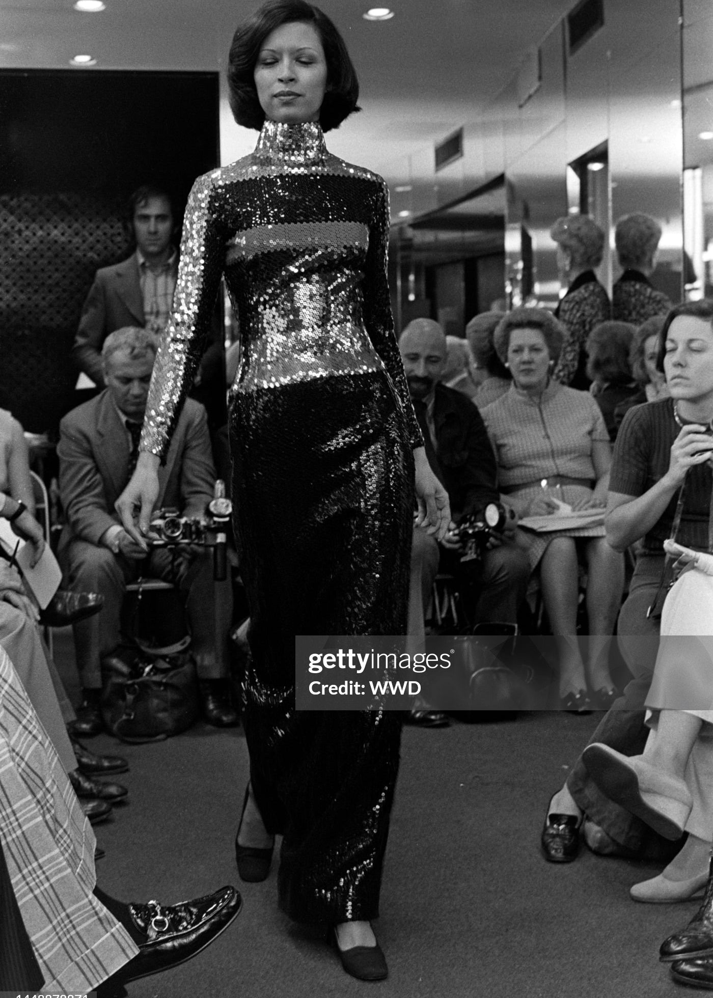 Cardin-New York Fall 1973 Ready to Wear Collection Runway
