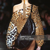 Yves Saint Laurent Rive Gauche - Runway - Spring/Summer 2002 Paris Fashion Week