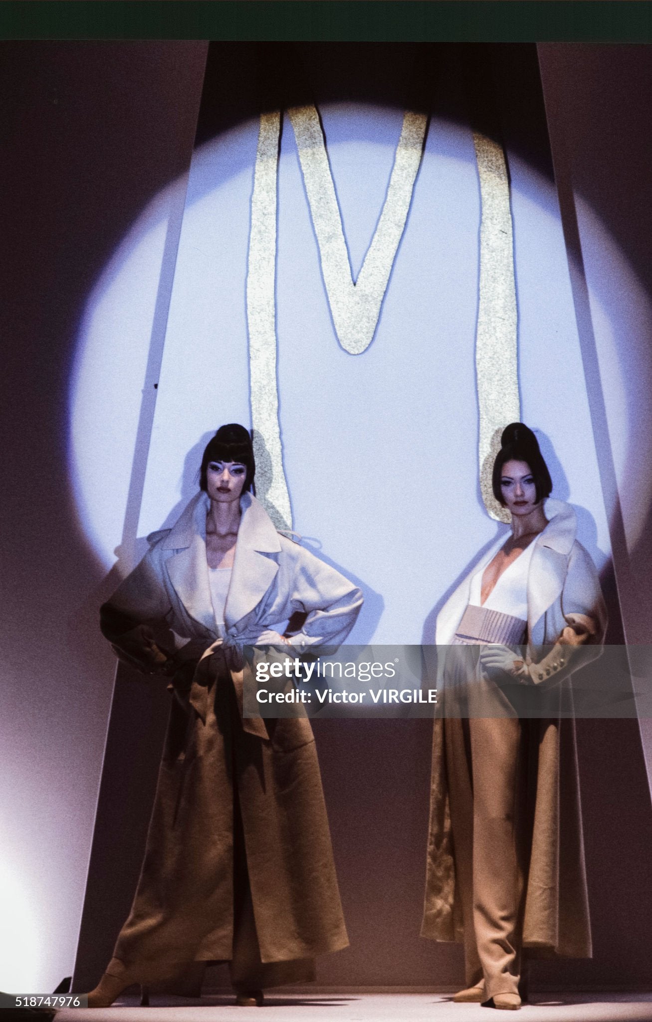 Claude Montana - Runway - Ready To Wear Spring/Summer 1992-1993