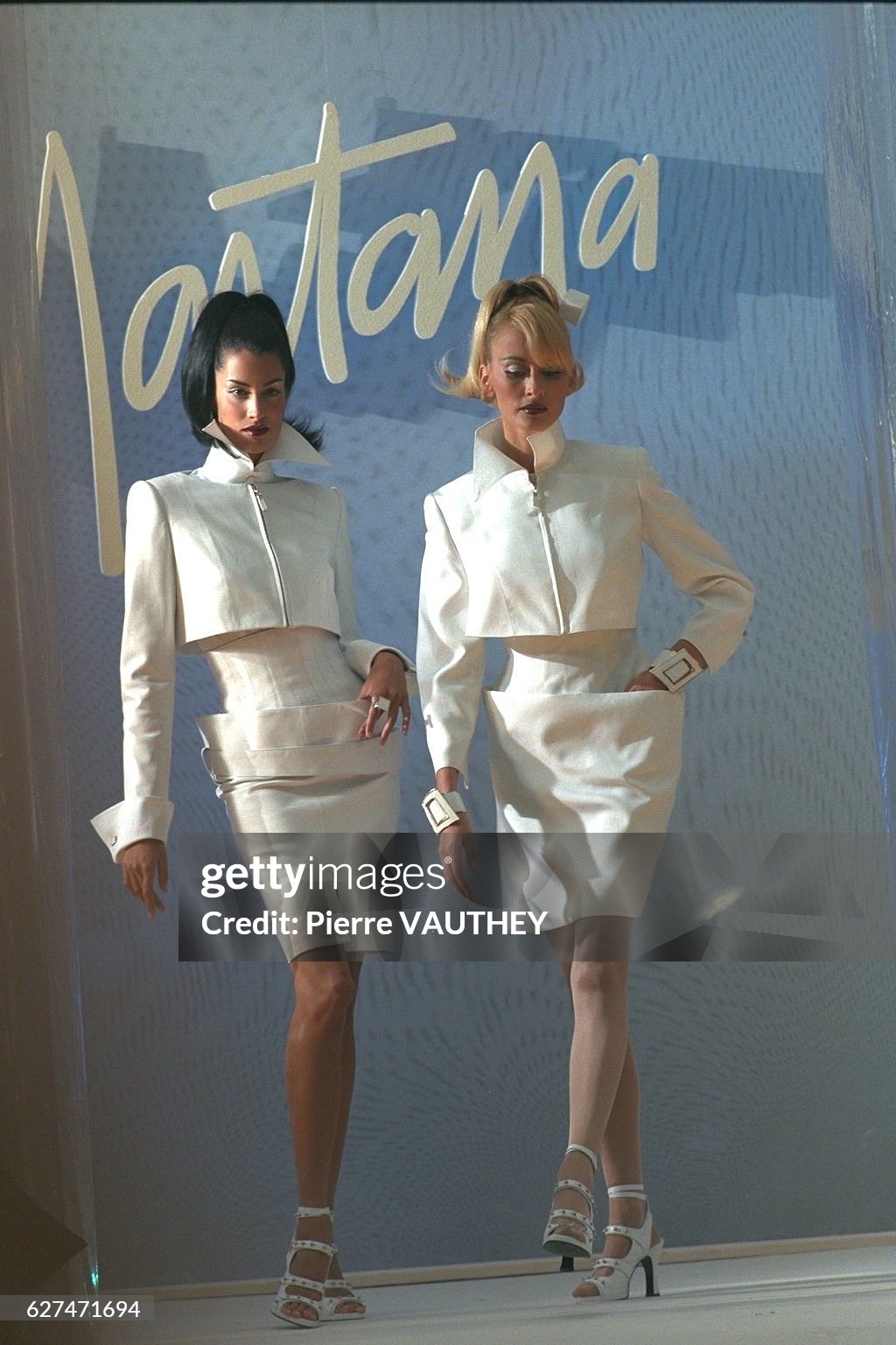 96 READY-TO-WEAR: CLAUDE MONTANA (Photo by Pierre Vauthey/Sygma/Sygma via Getty Images)