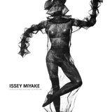 Issey Miyake 1994-95秋冬黑色褶皱建筑前卫连衣裙