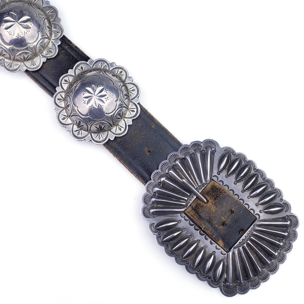 Vintage Native American Silver Conch Belt, detail 1