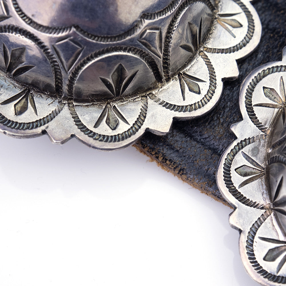 Vintage Native American Silver Conch Belt, detail 3