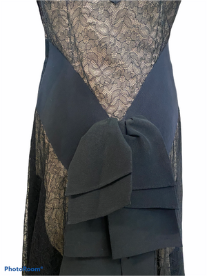  40s Black as Night Noirish Crepe and Lace Evening Gown DETAIL 3 of 4