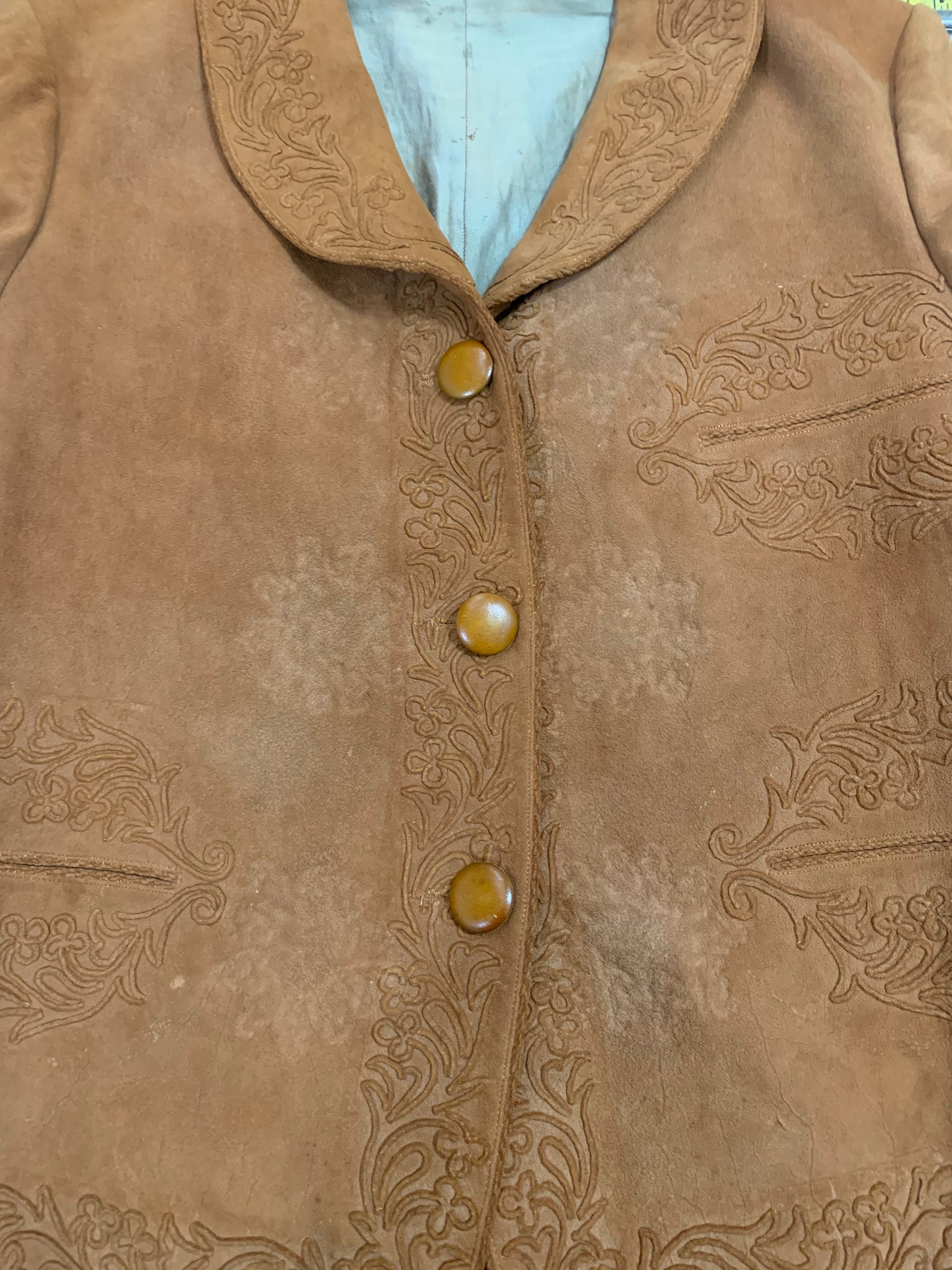 Argentinian 40s Tan Suede Jacket with Couched Trim  FRONT DETAIL 4 of 4