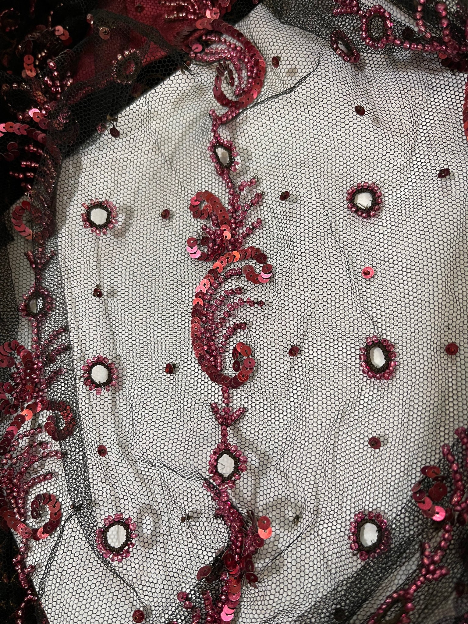 Victorian 1880s Green and Rasberry Jacquard Ornate Bodice DETAIL 4 of 5