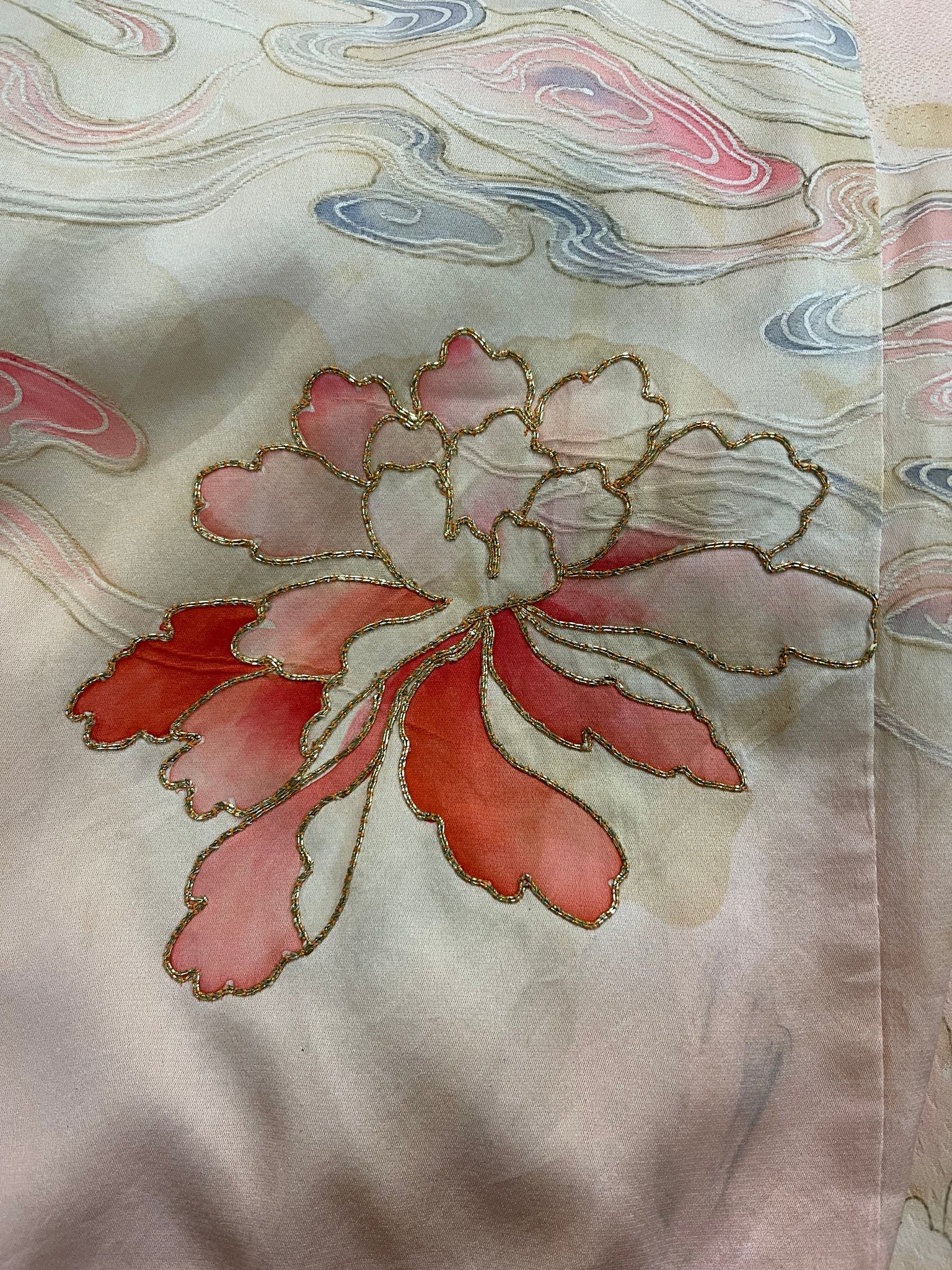 Japanese 20th Century Pale Pink Silk Hand Painted Kimono  DETAIL 6 of 7