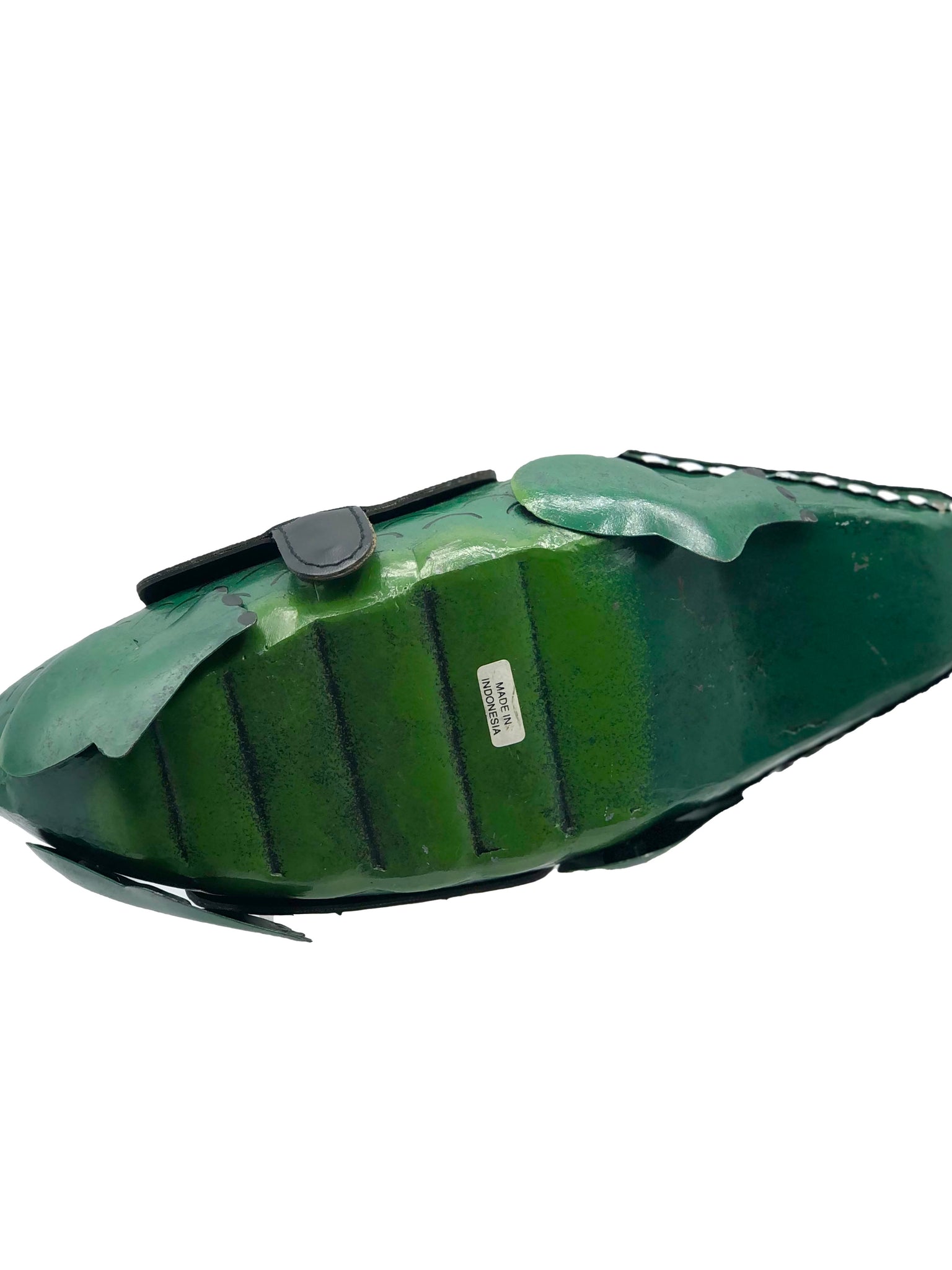 Green  90s Metal Alligator purse BOTTOM 3 of 5