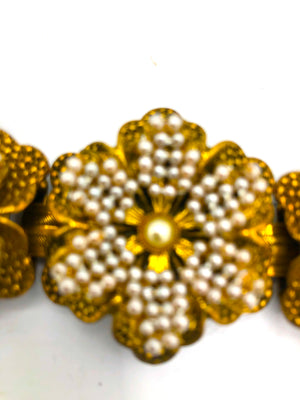 60s Pearl Flower Collar Necklace DETAIL 3 of 3