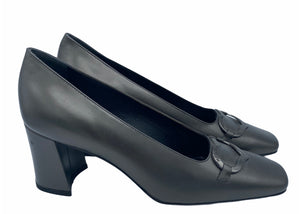 Moschino 90s Grey Pilgrim Pumps With Chrome Heart SIDE 2 of 4