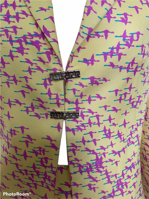 Gianni Versace 90s Yellow Geese Flying South Suit CLASP 3 of 6