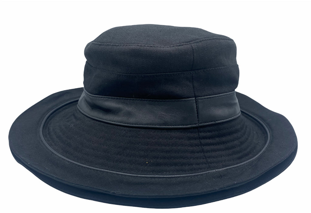 Hermes 2000s Black Linen Bucket Hat with Leather Band Side 1 of 3